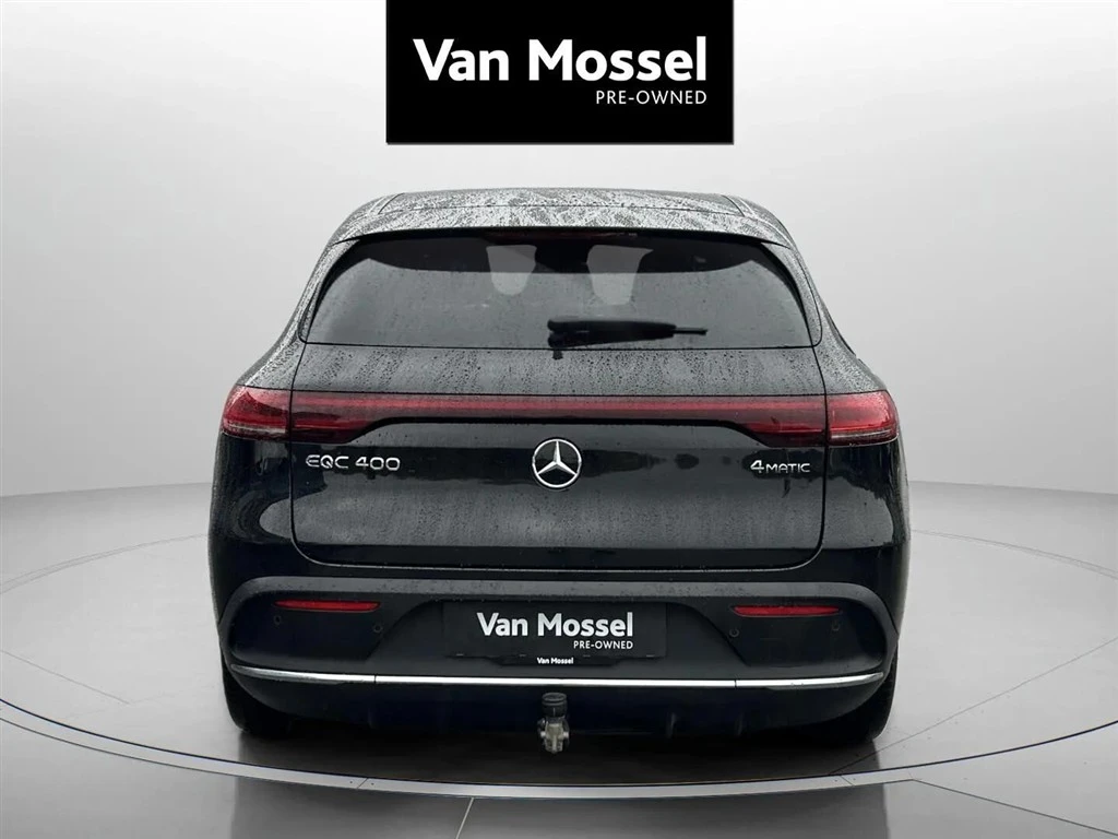 Mercedes-Benz-EQC-image-5