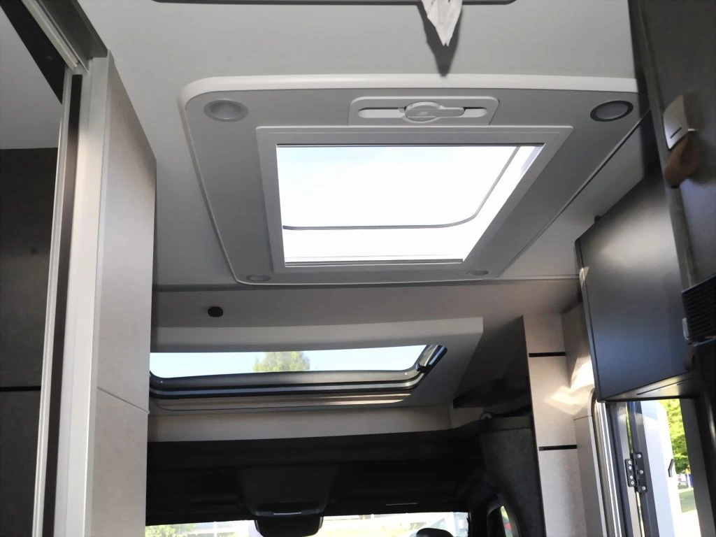 Hymer--image-25