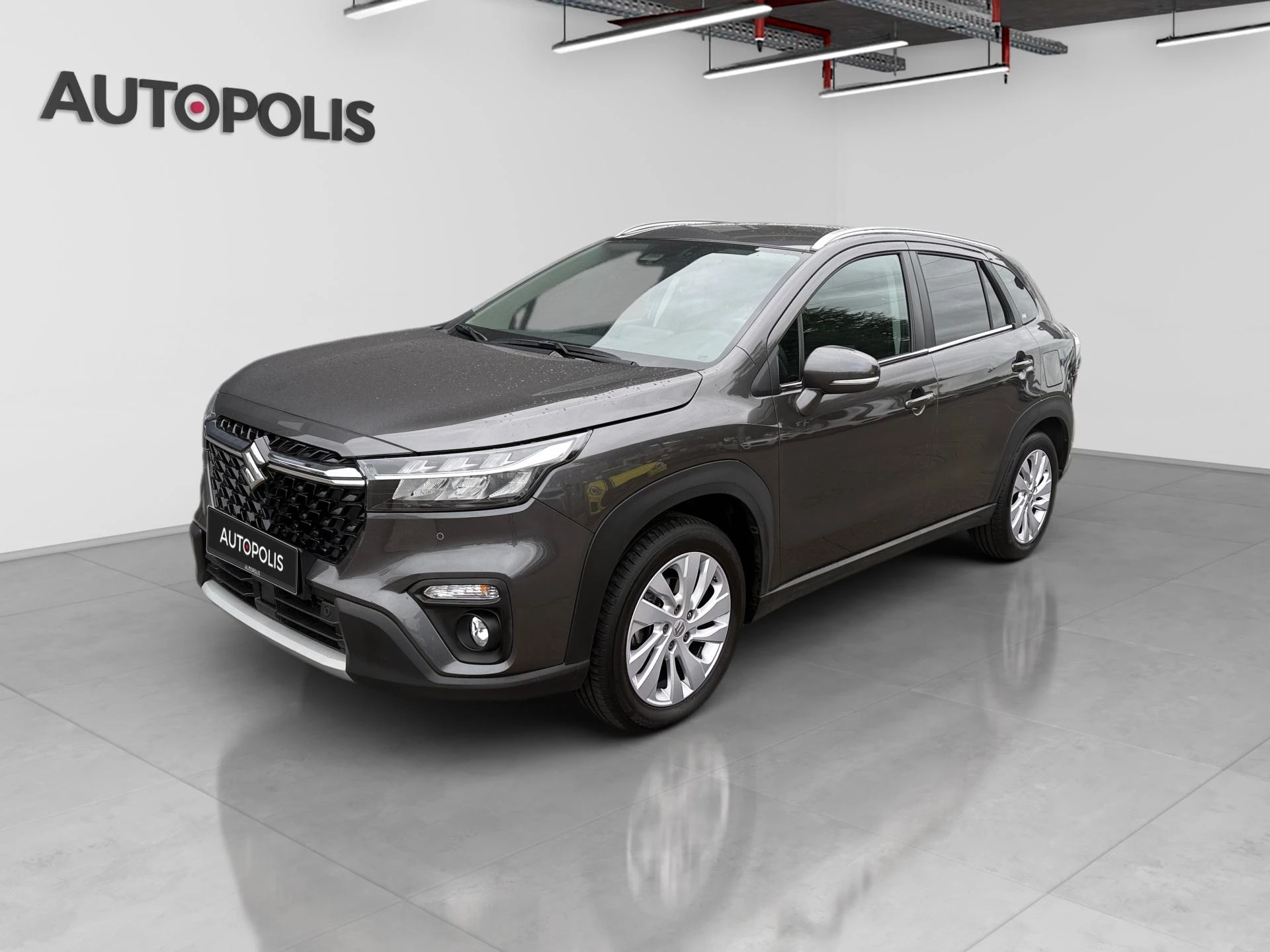 Suzuki-S-Cross-image-0