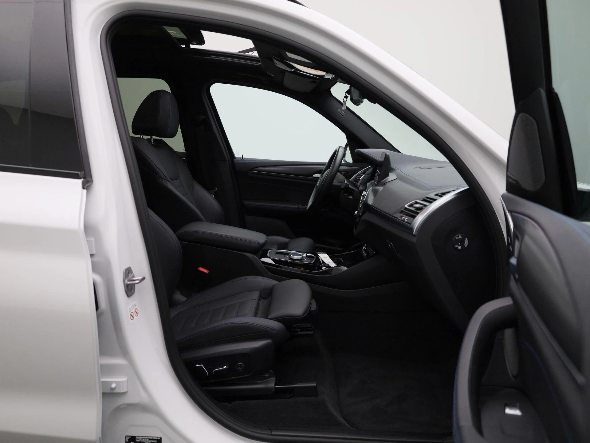 BMW iX3 High Executive 80 kWh