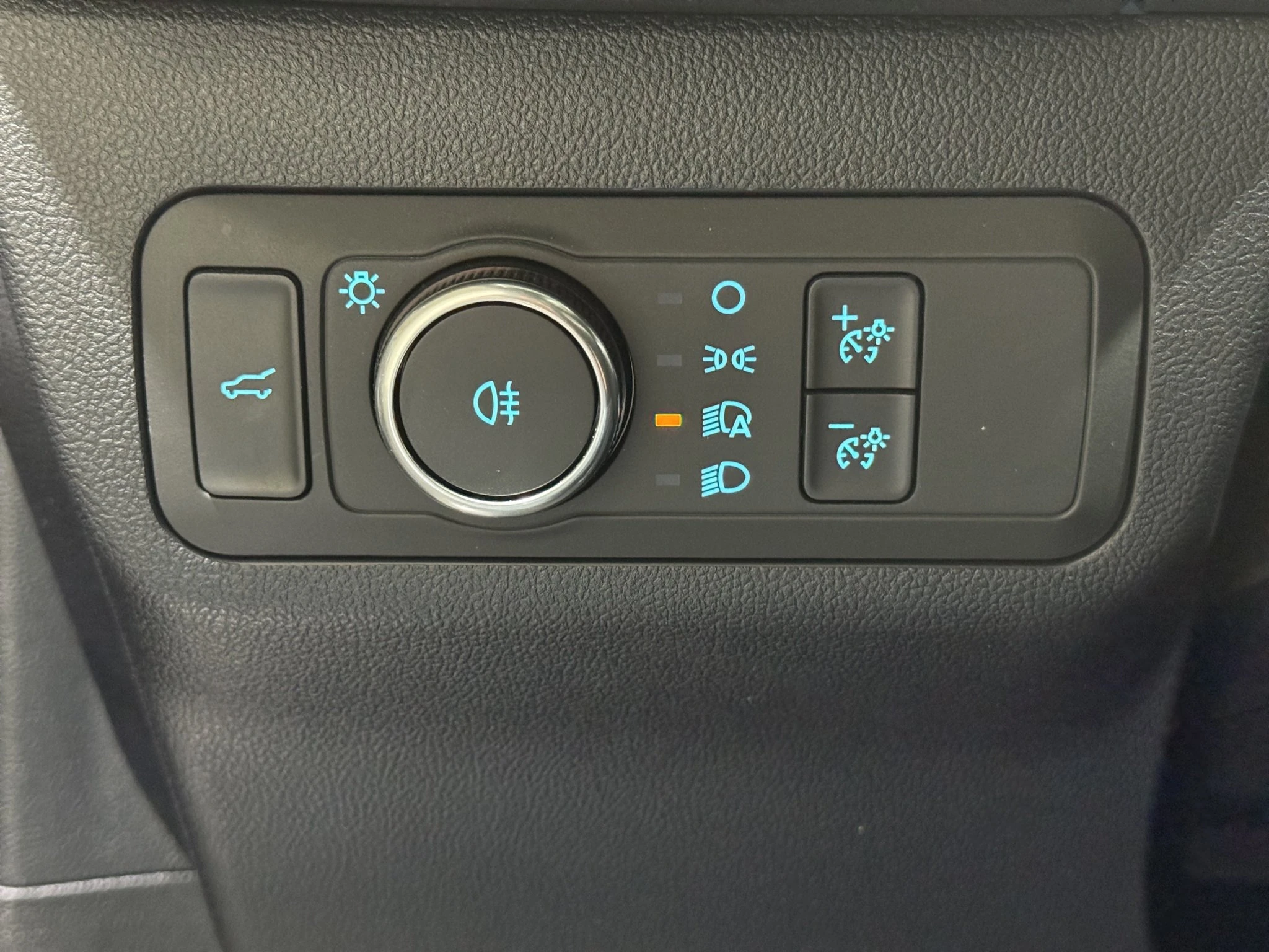 Ford Kuga ST-Line X Aut.*PANO*AHK*360GRAD*LED-MATRIX*NAVI*GRA*WINTER-PKT..