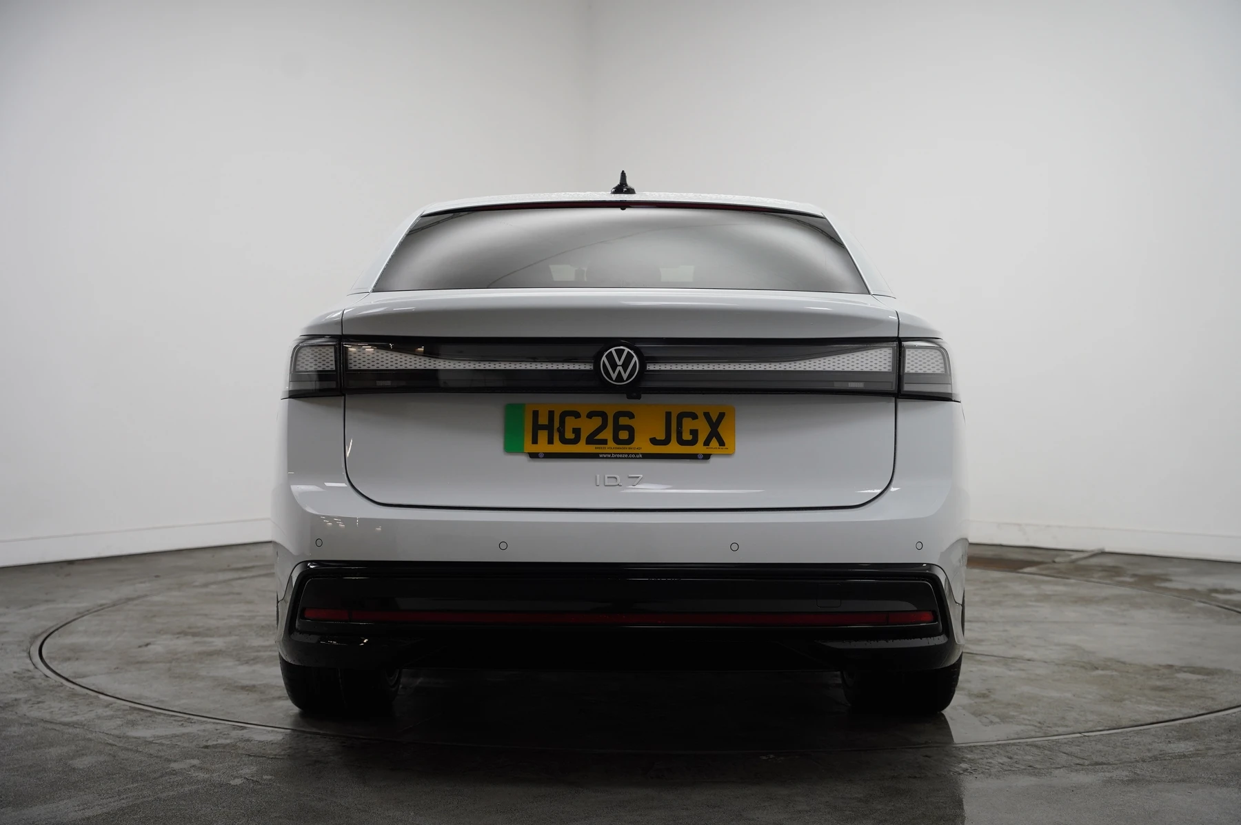 Volkswagen-ID.7-image-12