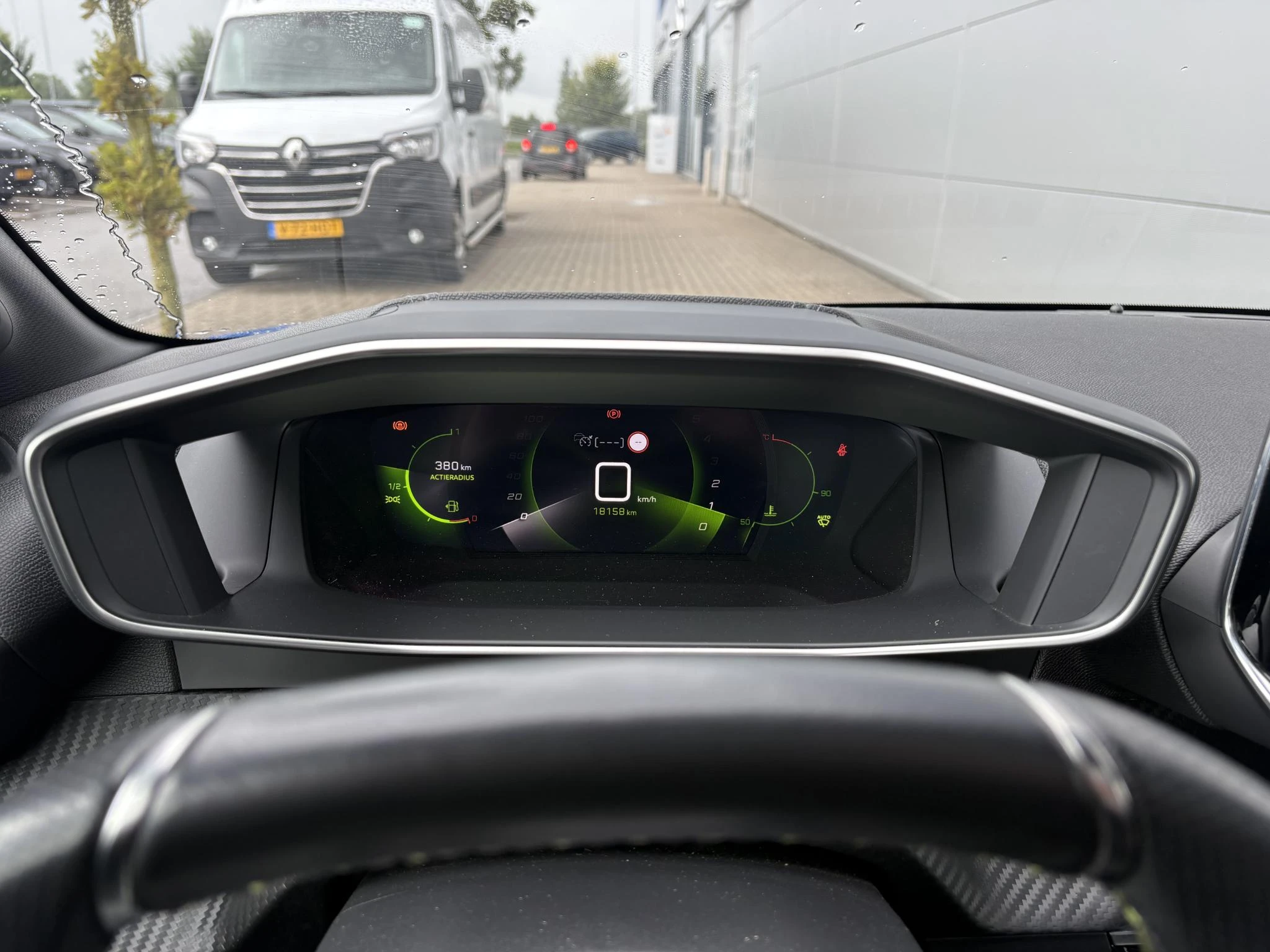 Peugeot-208-image-13