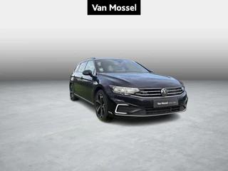 Volkswagen Passat Variant 1.4 TSI GTE STYLE + LEDER + TREKHAAK + CARPLAY +