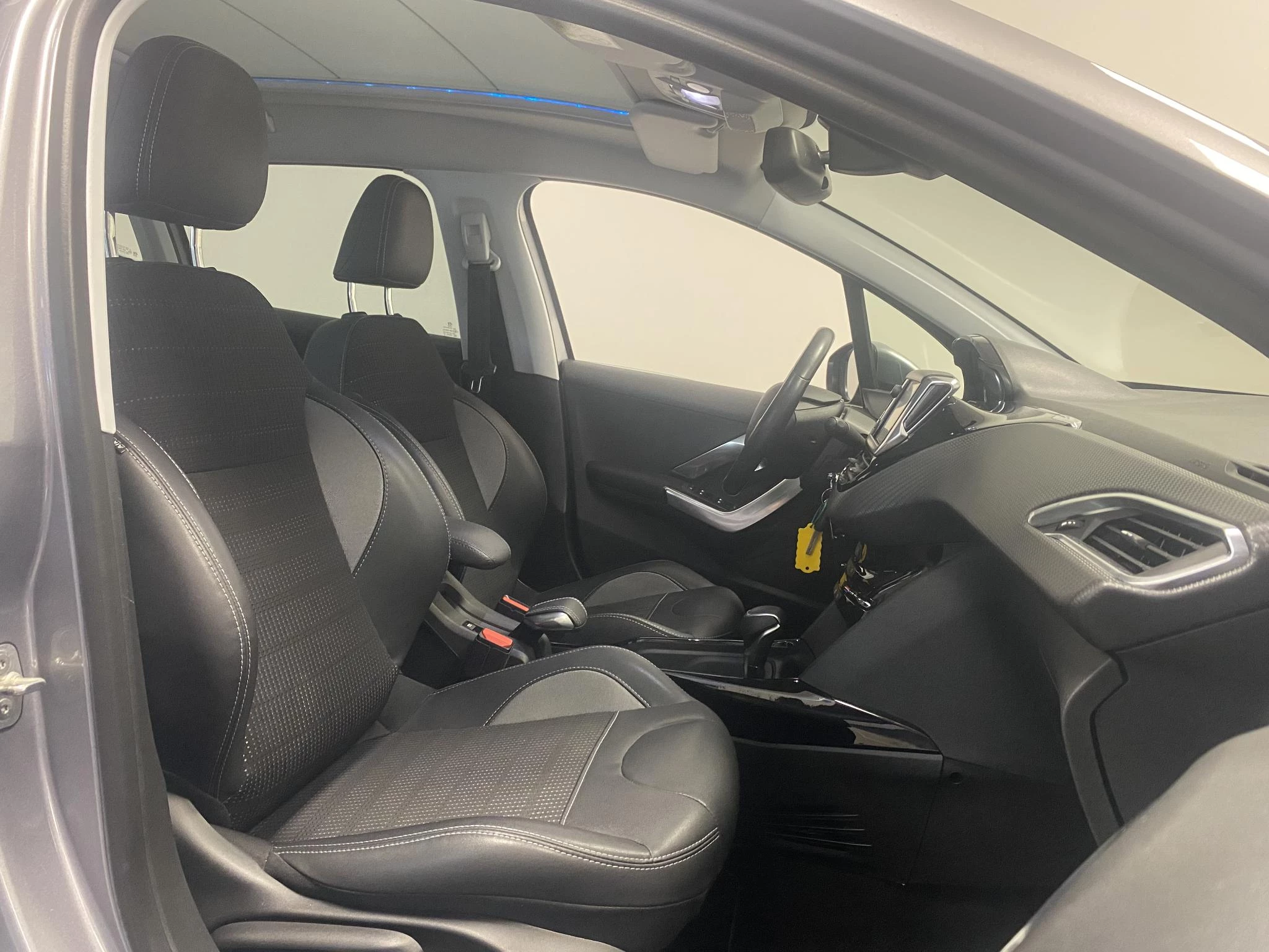 Peugeot 2008 1.2 PureTech Allure