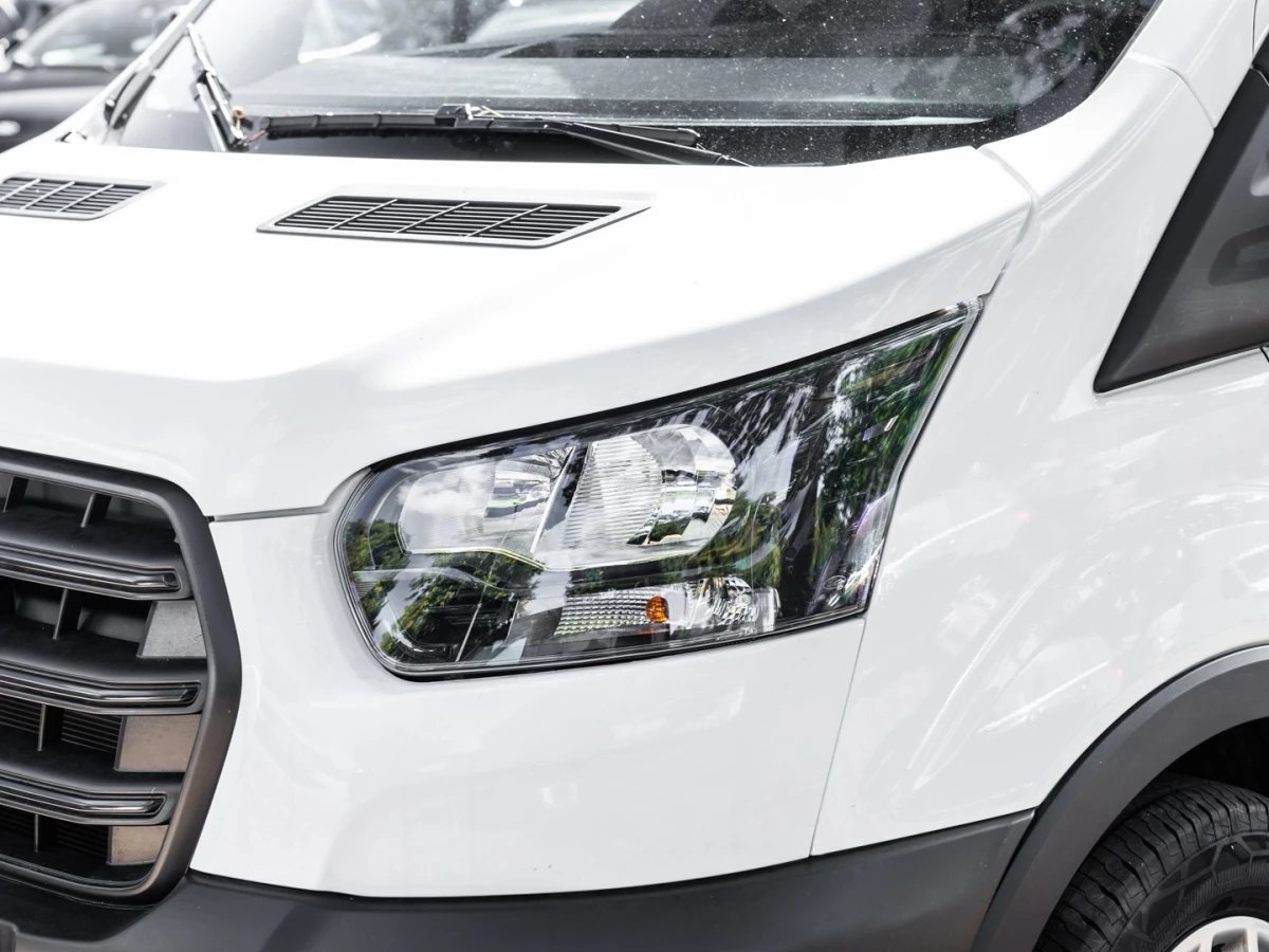 Ford-Transit-image-3