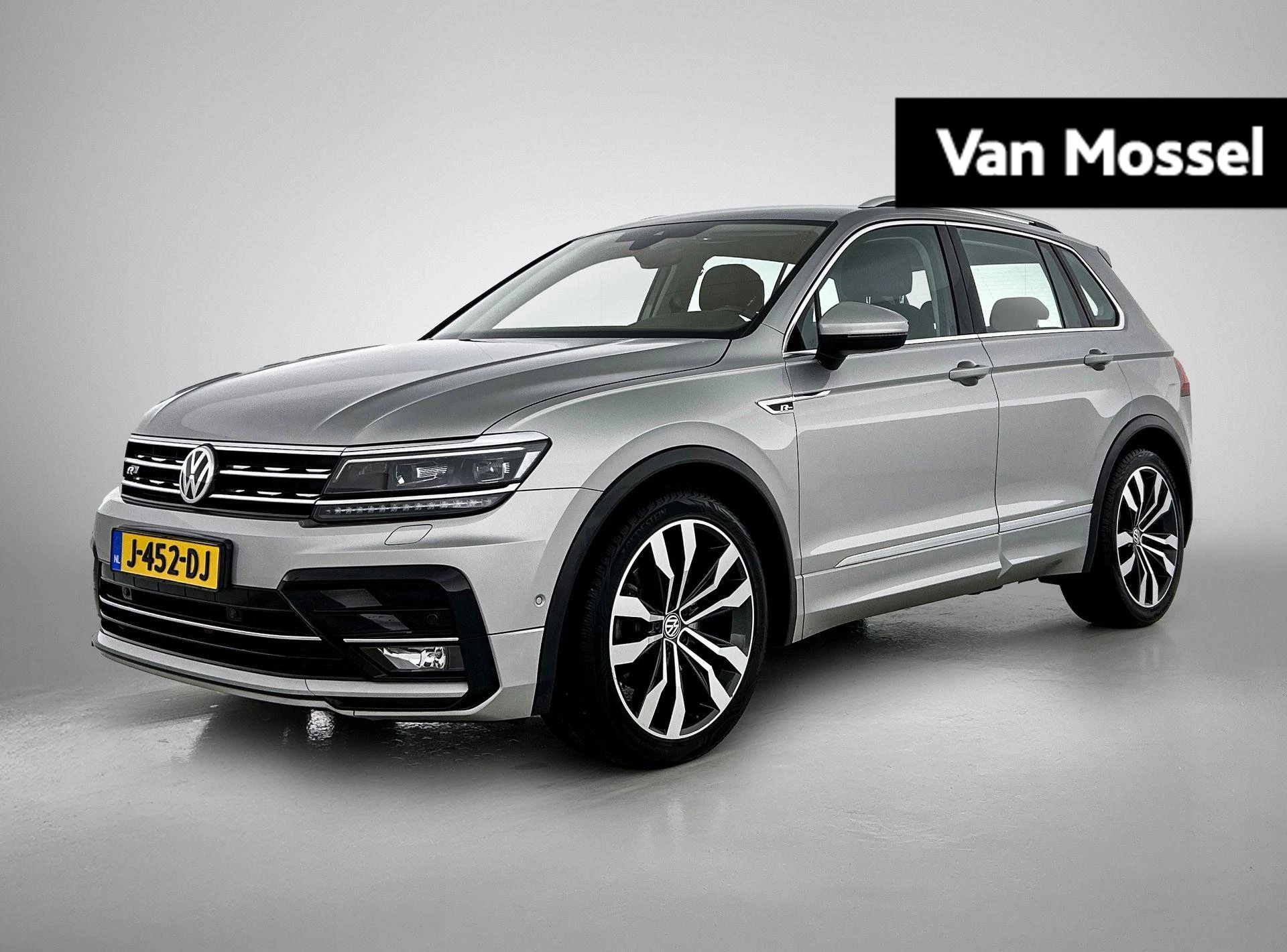 Volkswagen-Tiguan-image-0