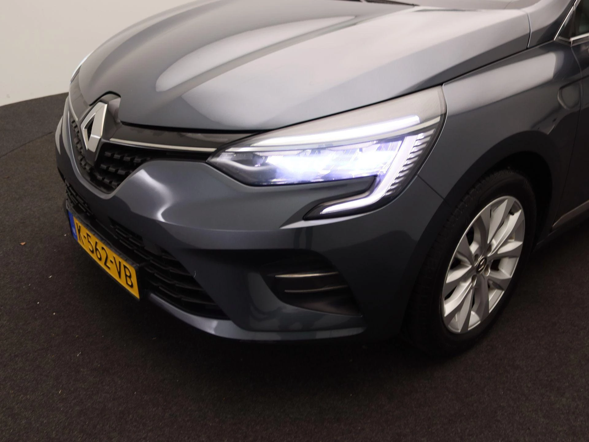 Renault-Clio-image-14