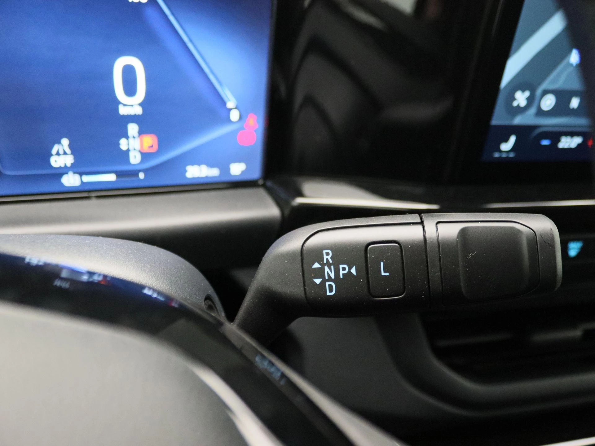 Ford-E-Transit-image-8