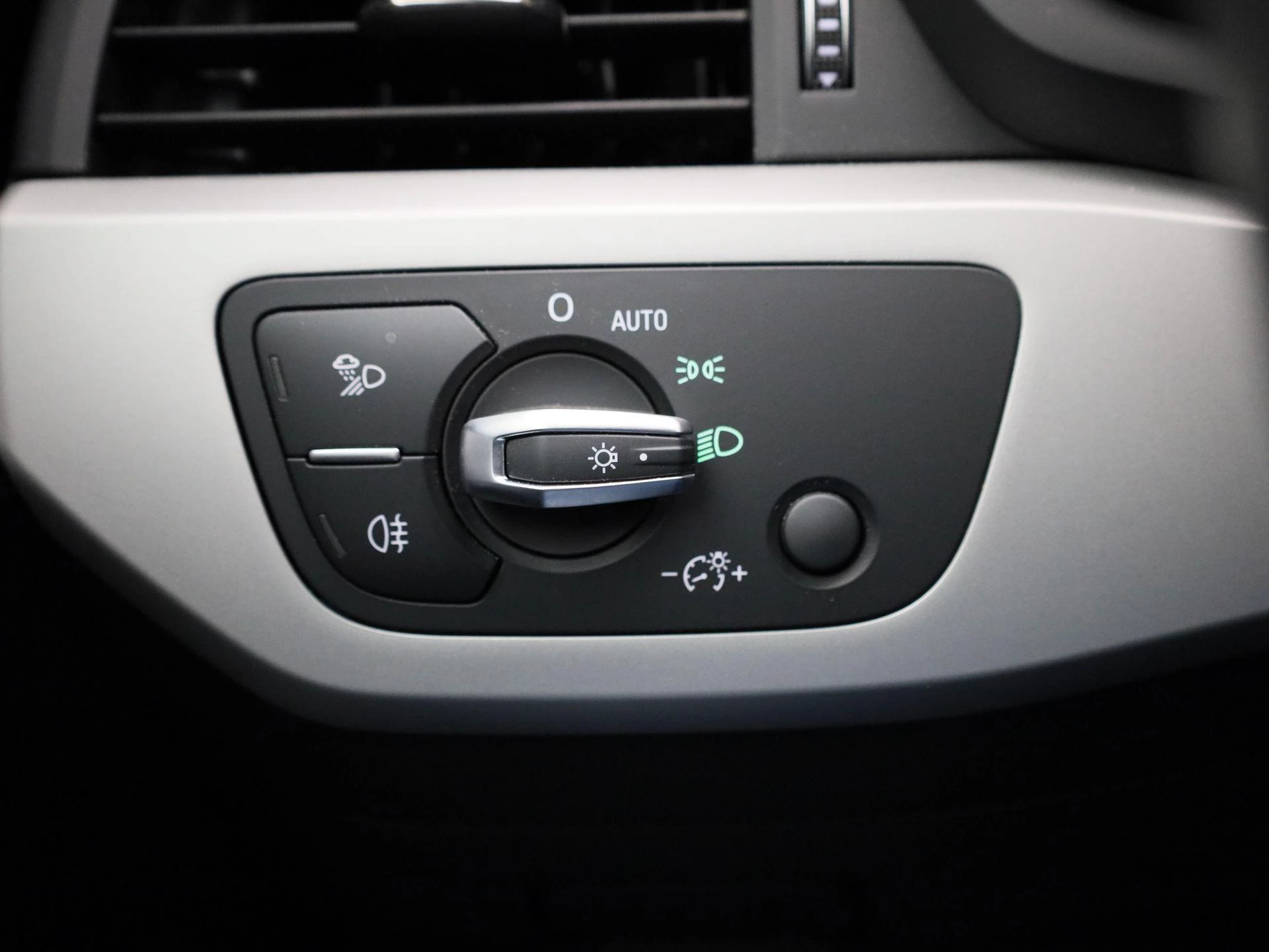 Audi-A4-image-26