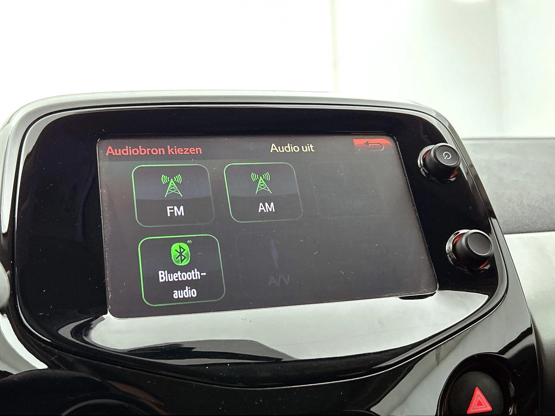 Peugeot-108-image-18