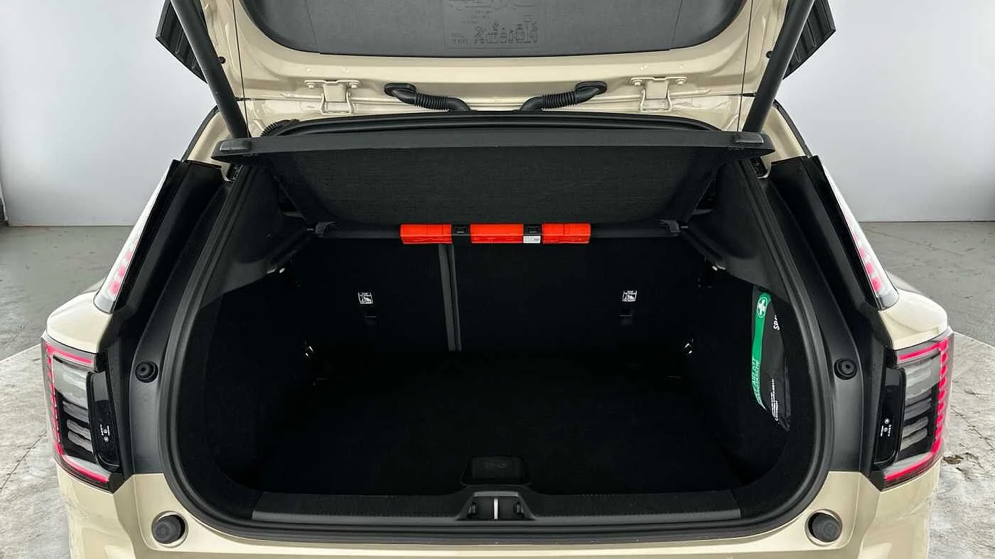 Volvo-EX30-image-13