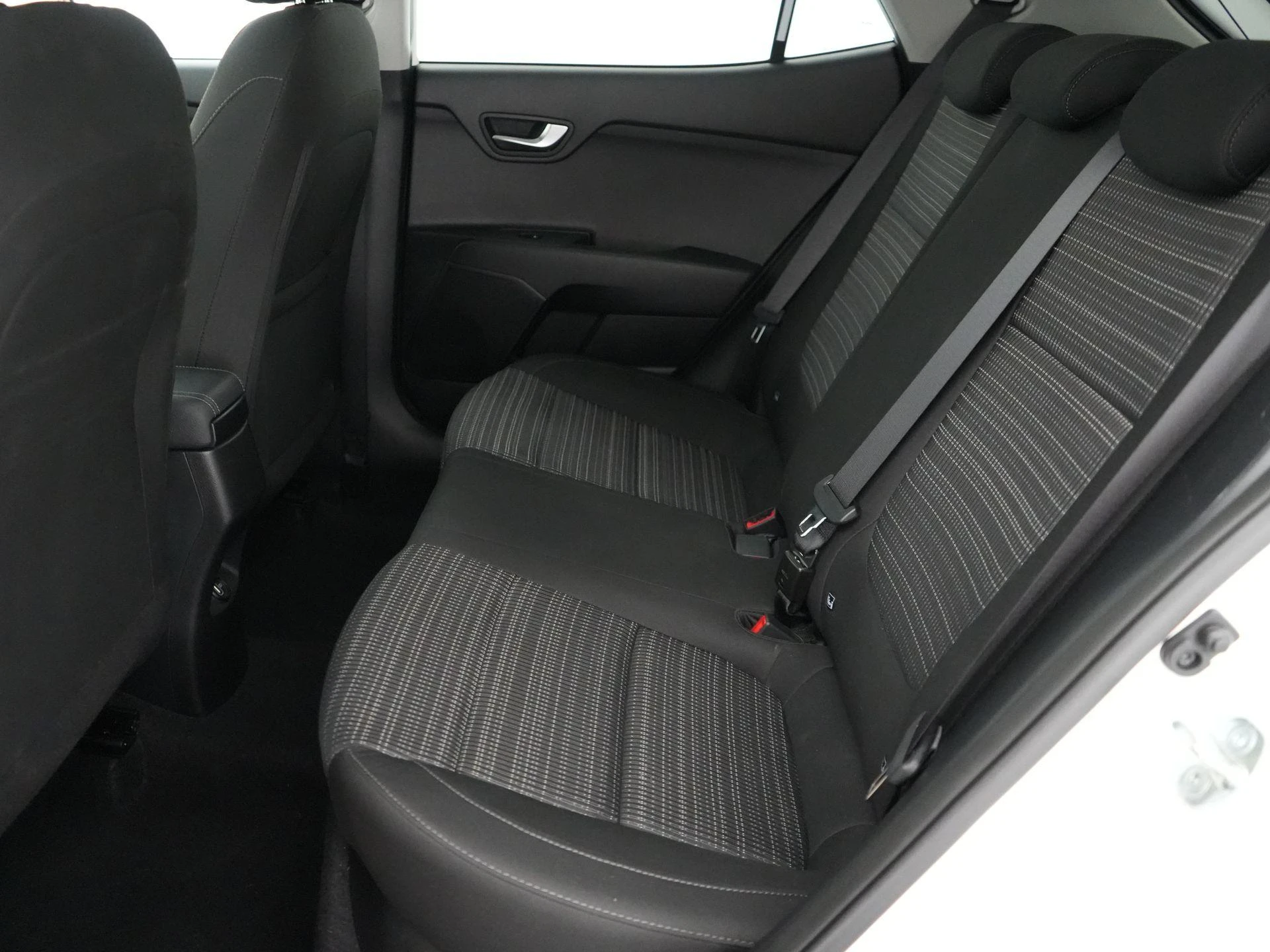 Kia-Stonic-image-16