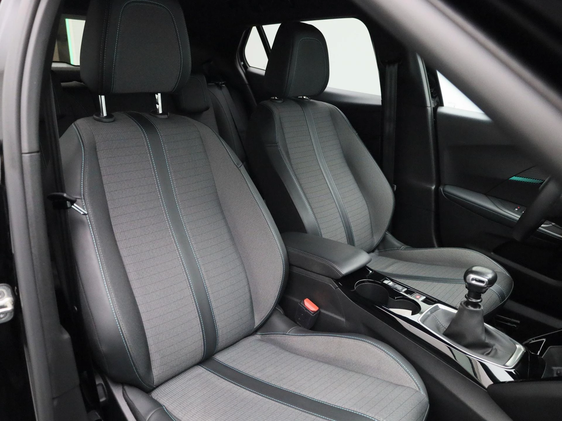 Peugeot 2008 1.2 Puretech 96kW S&S Allure Pack