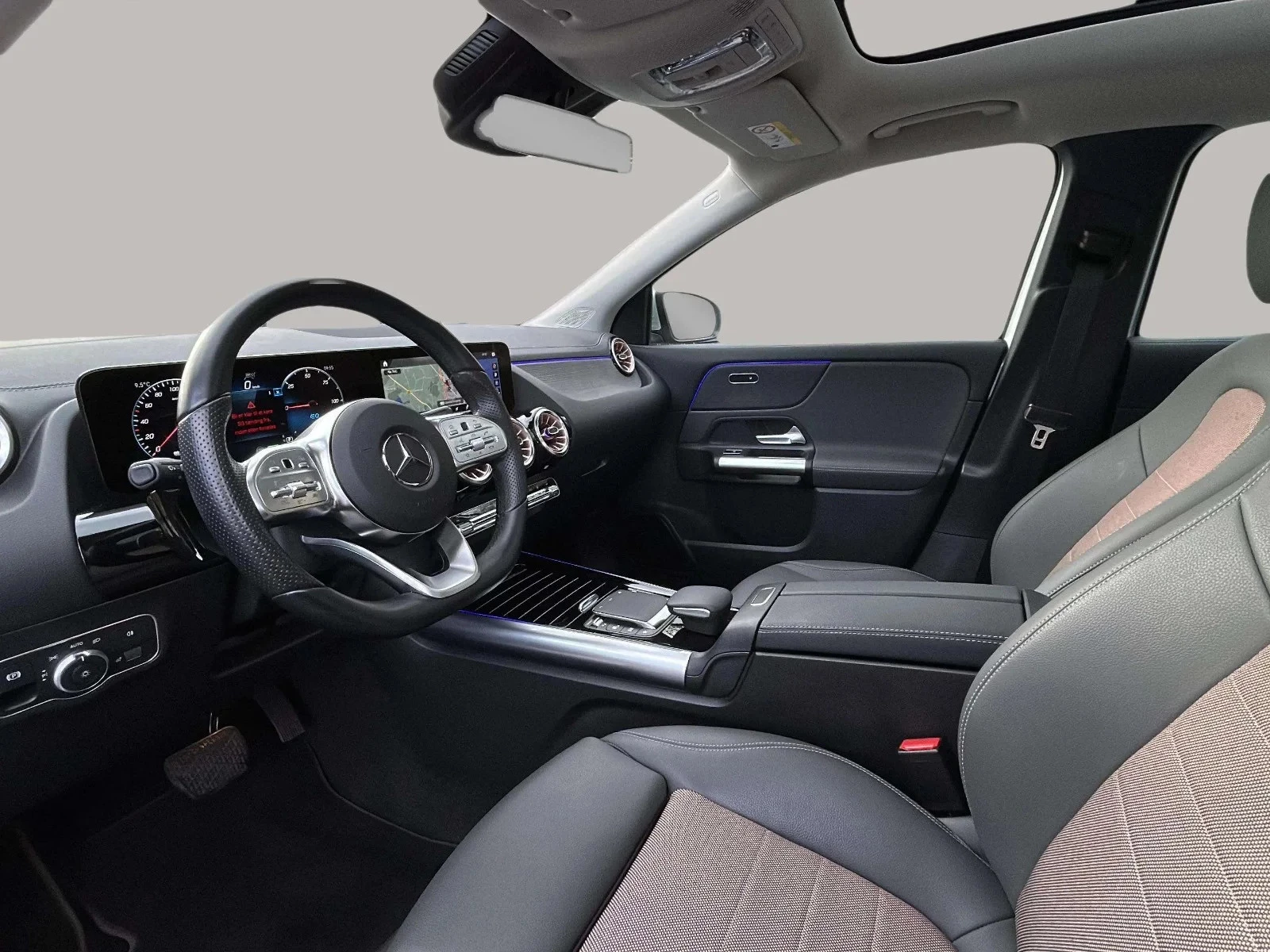 Mercedes-Benz-EQA-image-9