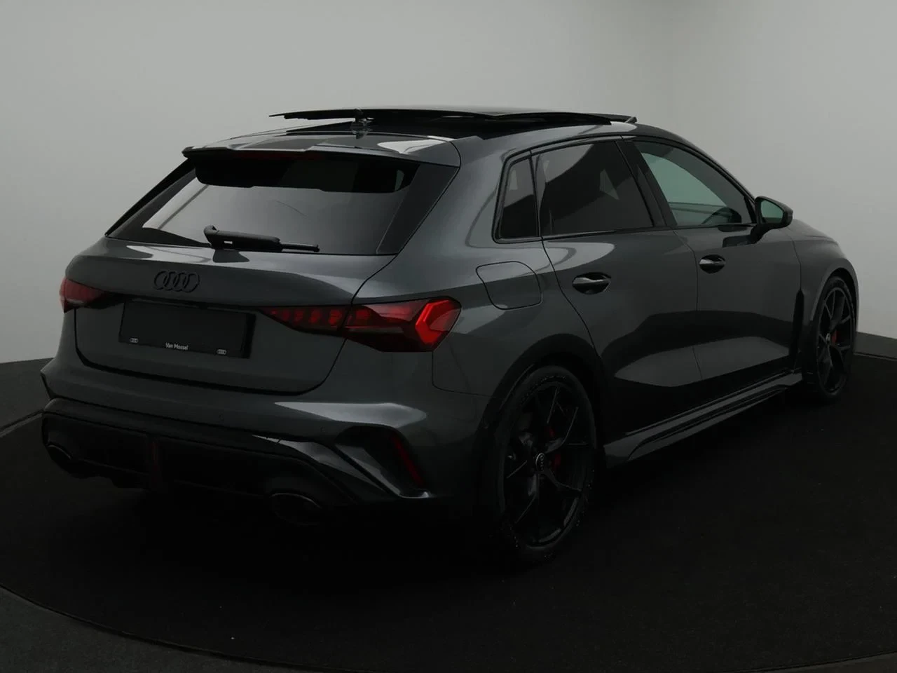 Audi-RS3-image-22