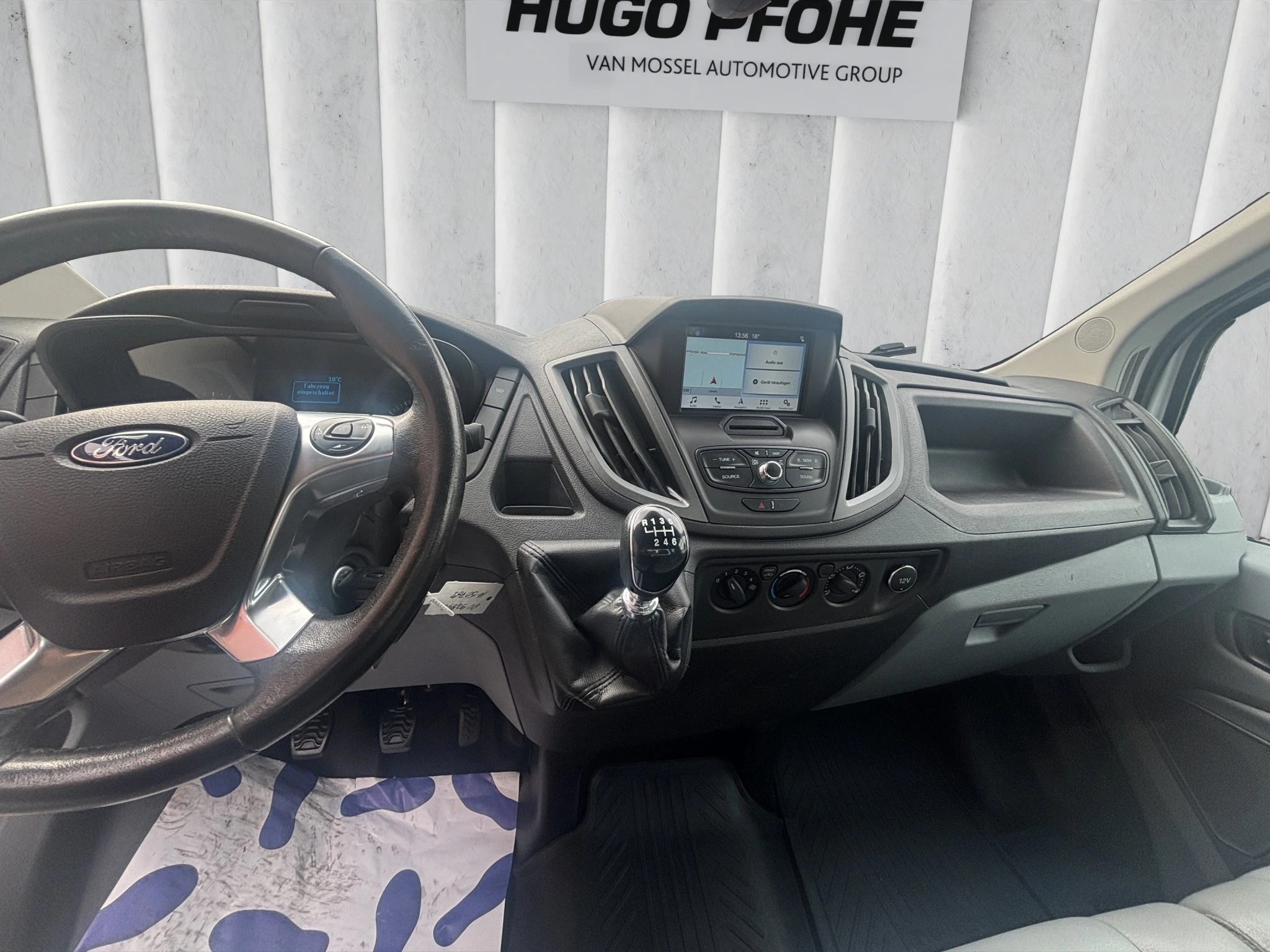 Ford-Transit-image-12
