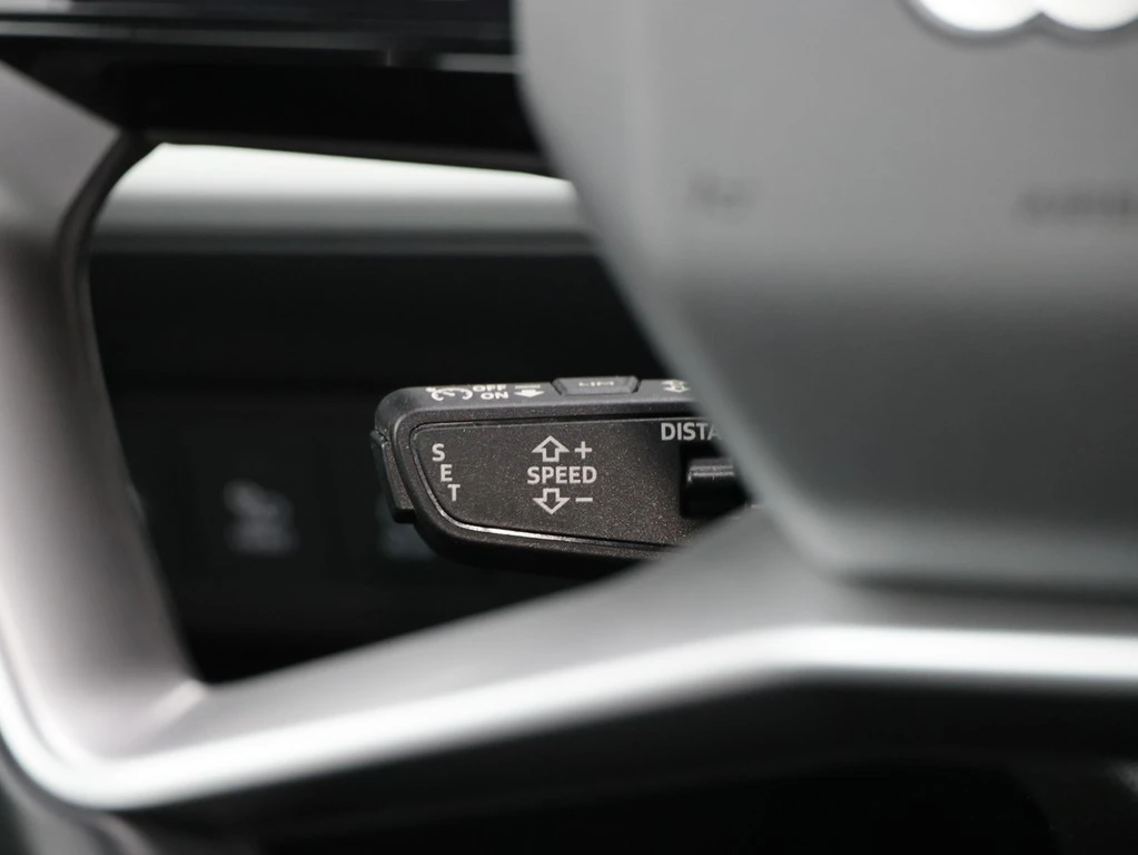 Audi-Q4 Sportback e-tron-image-12