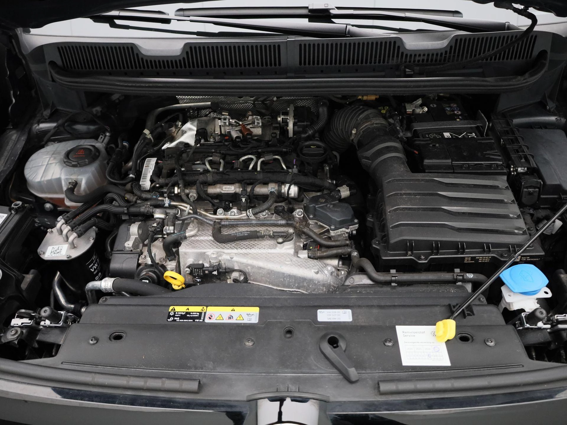 Volkswagen-Caddy-image-36