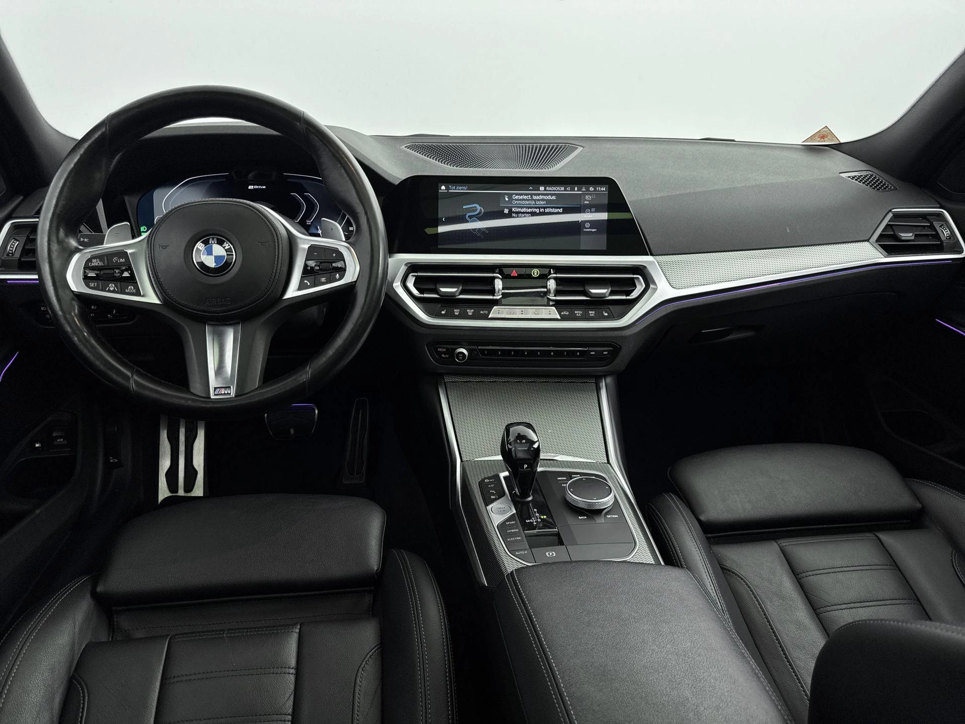 BMW-3 Serie-image-15
