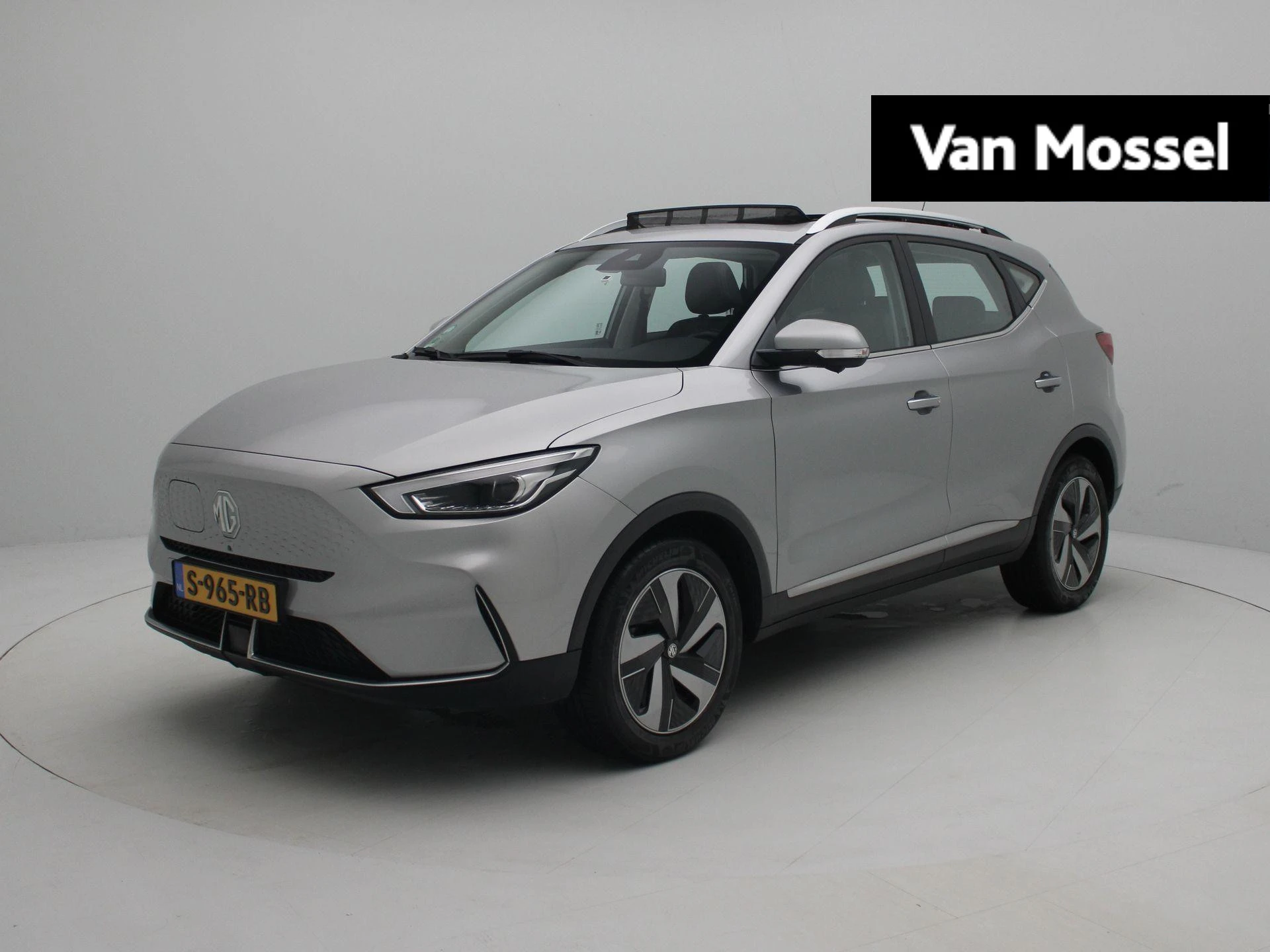 MG-ZS EV-image-0