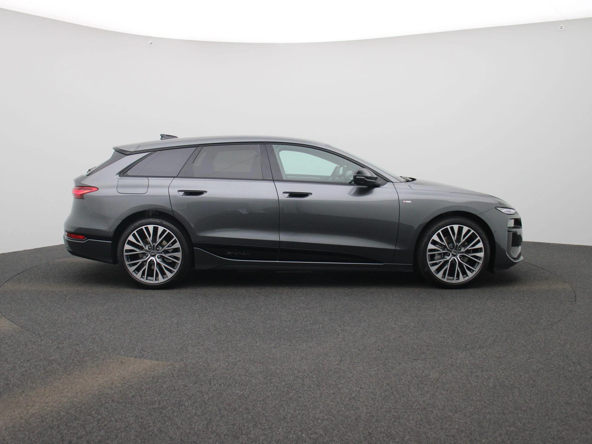 Audi A6 Avant e-tron S edition 83 kWh