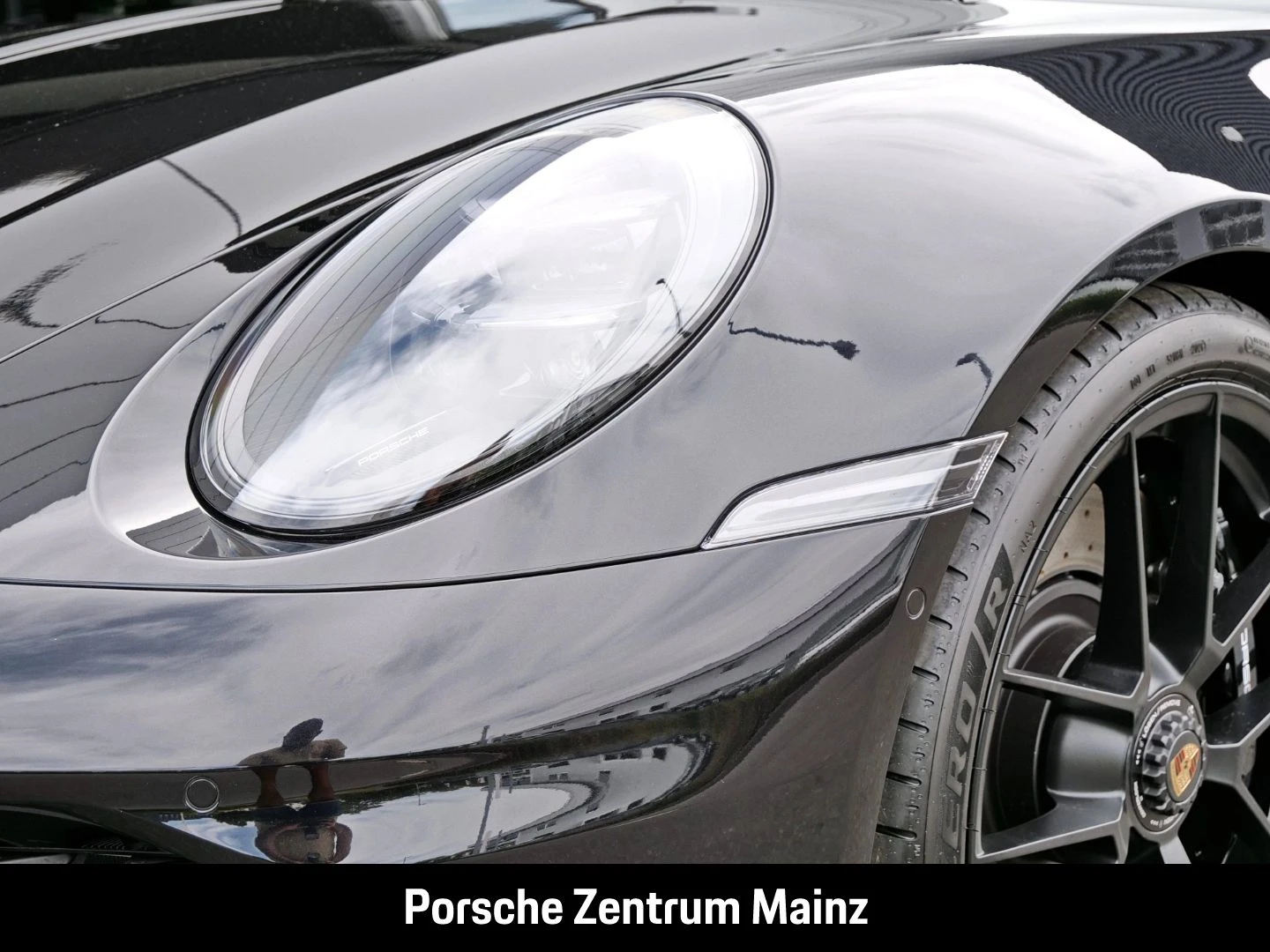 Porsche-911-image-9