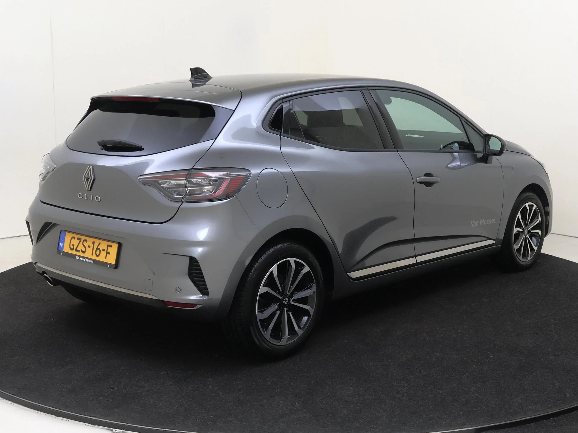 Renault-Clio-image-3