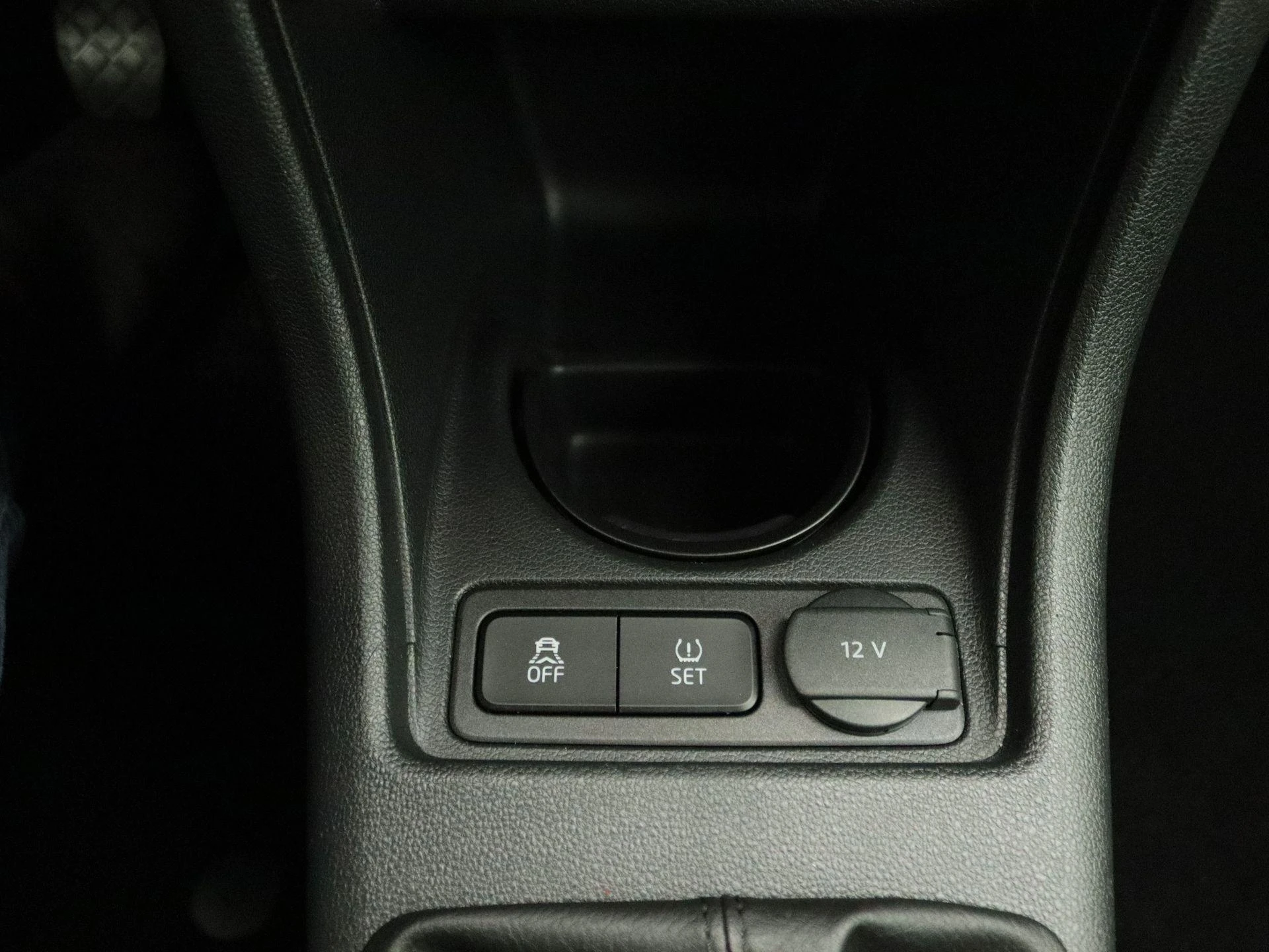 Volkswagen-up!-image-16