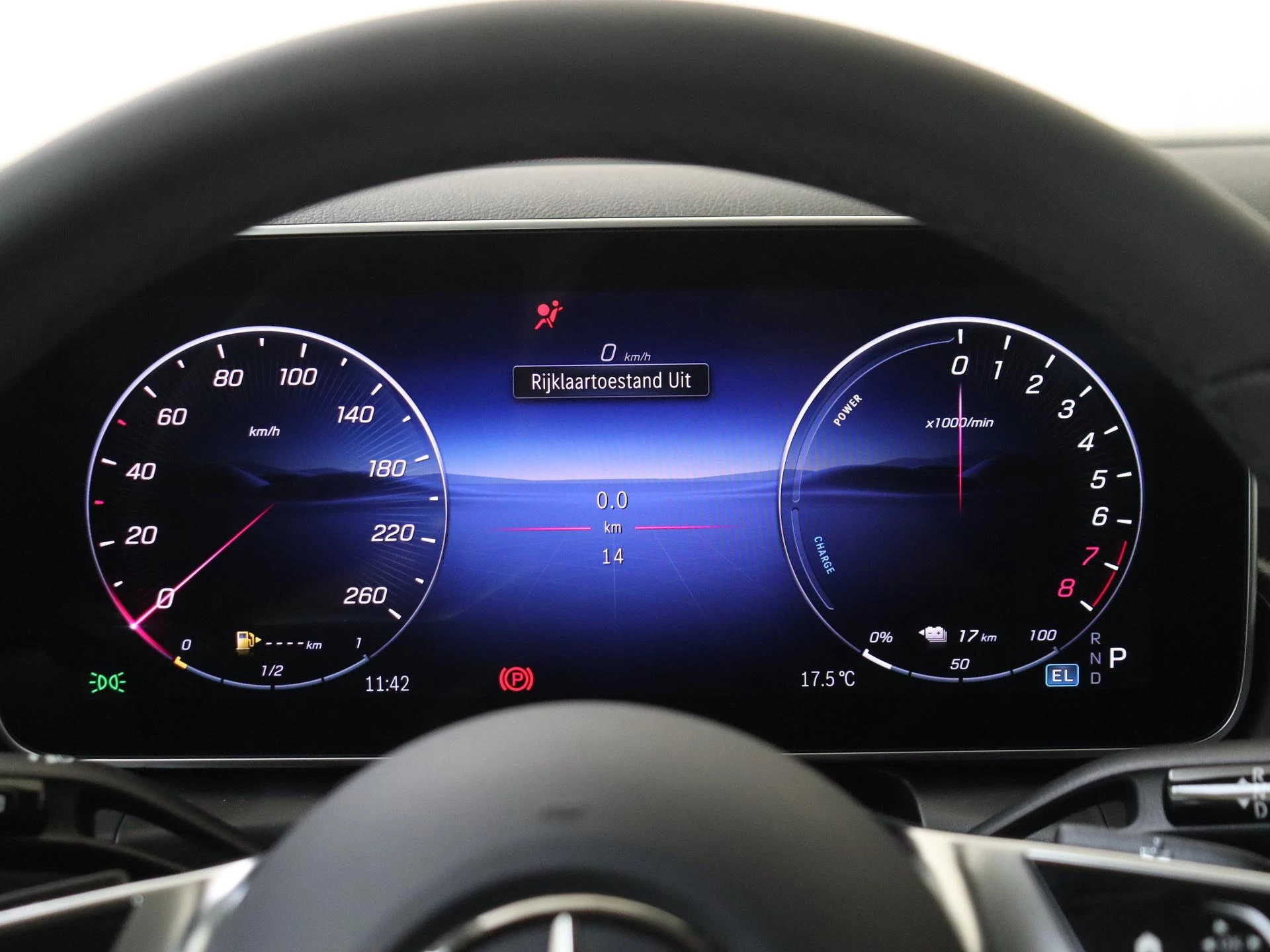 Mercedes-Benz-GLC-image-11