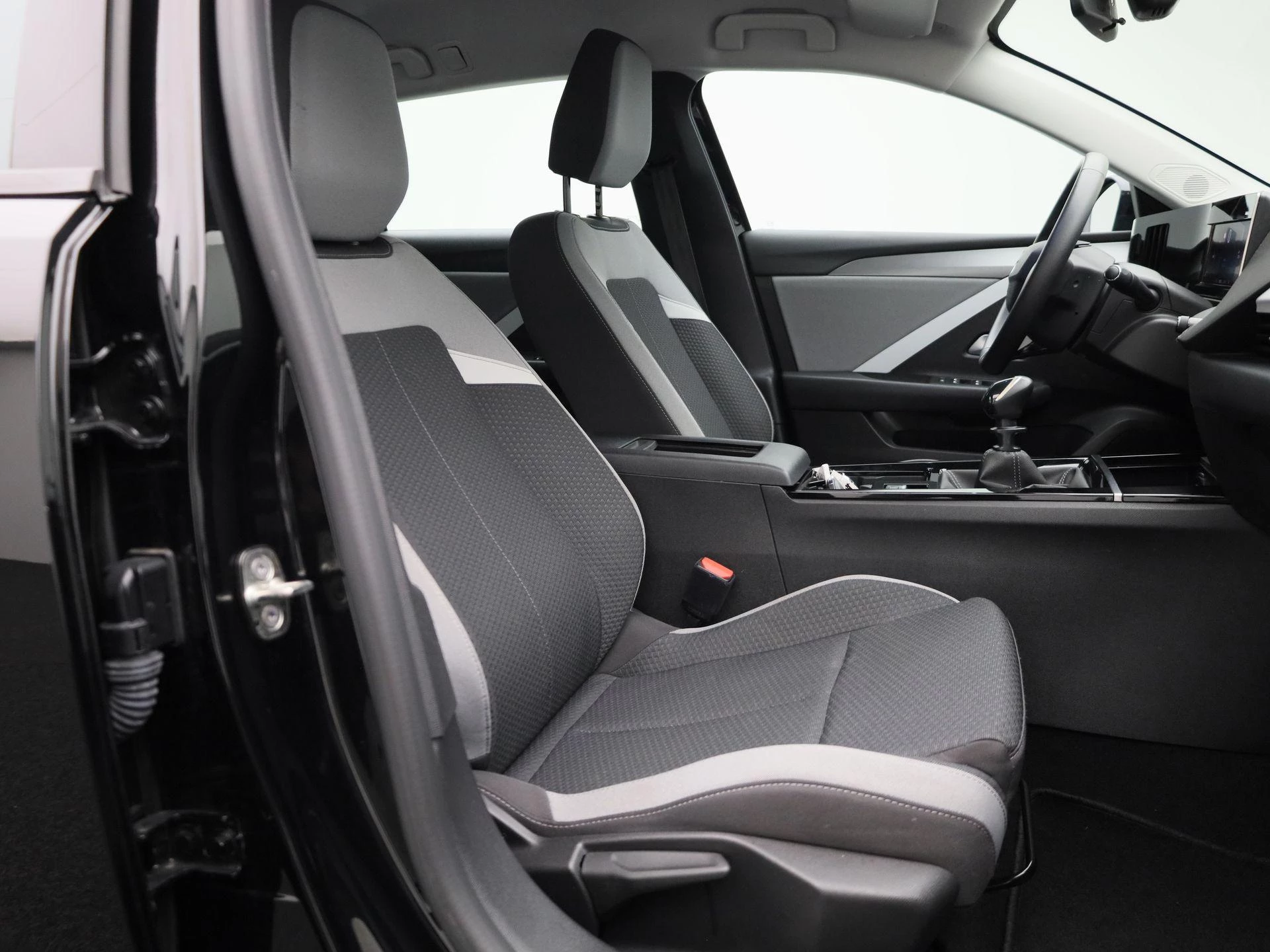 Opel-Astra-image-27
