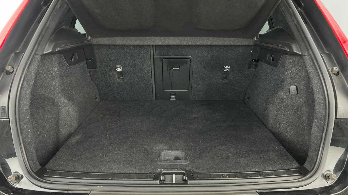 Volvo-XC40-image-9