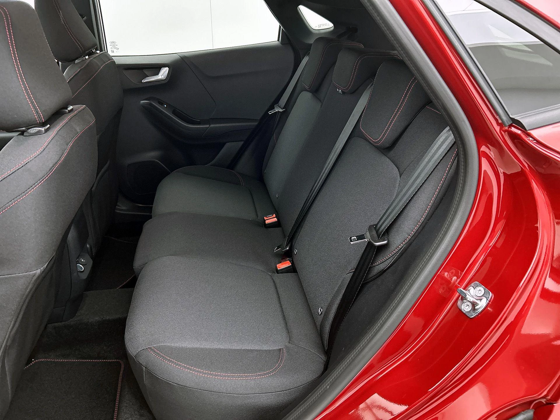 Ford-Puma-image-26