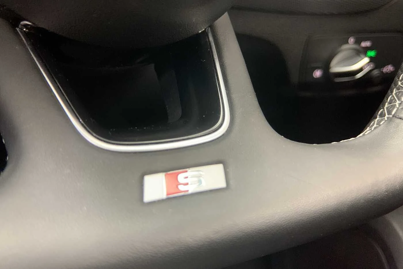 Audi-SQ2-image-18