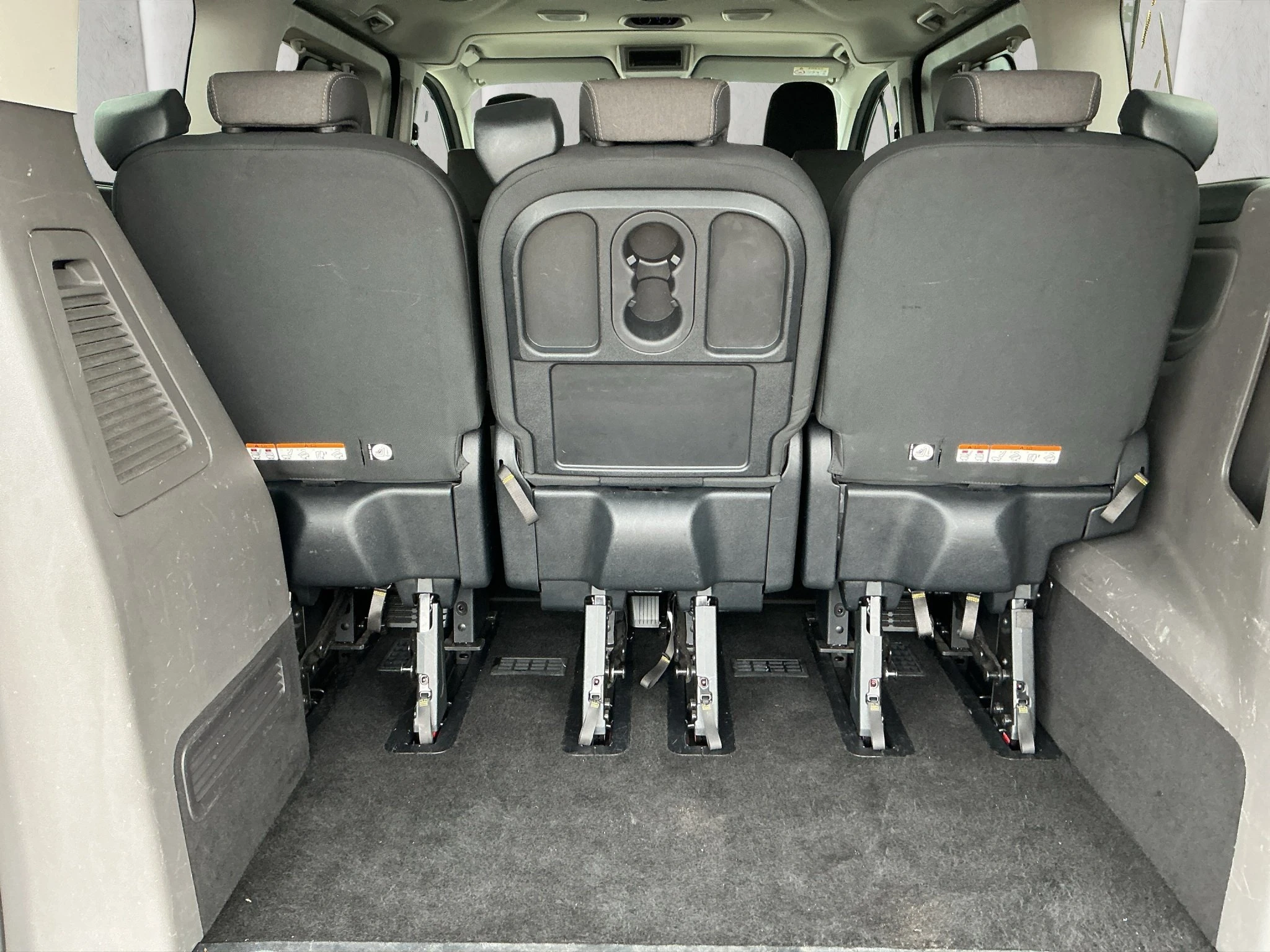 Ford-Tourneo Custom-image-16