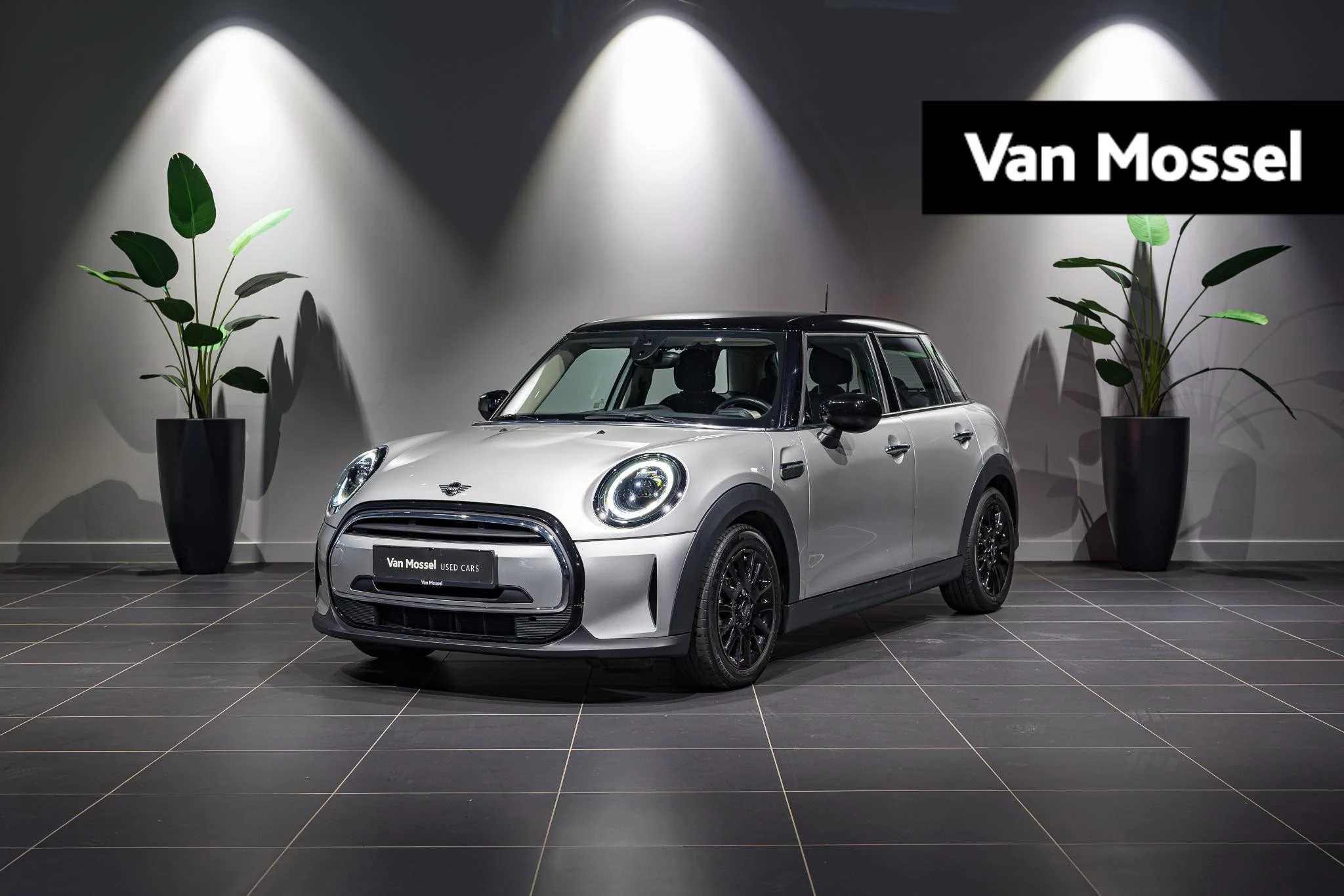 MINI-Cooper-image-0