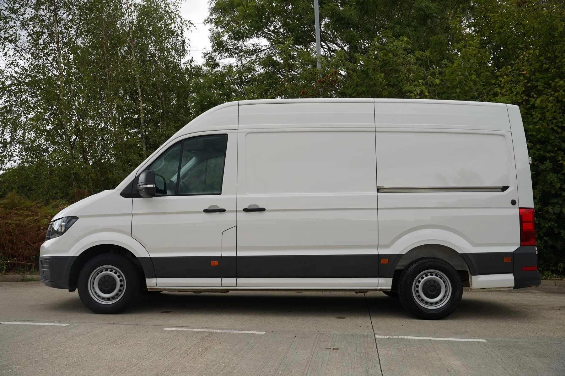 Volkswagen-Crafter-image-15