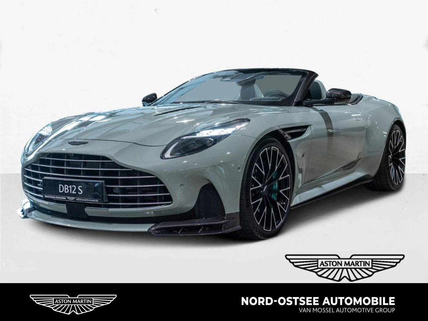 Aston Martin-DB12-image-0