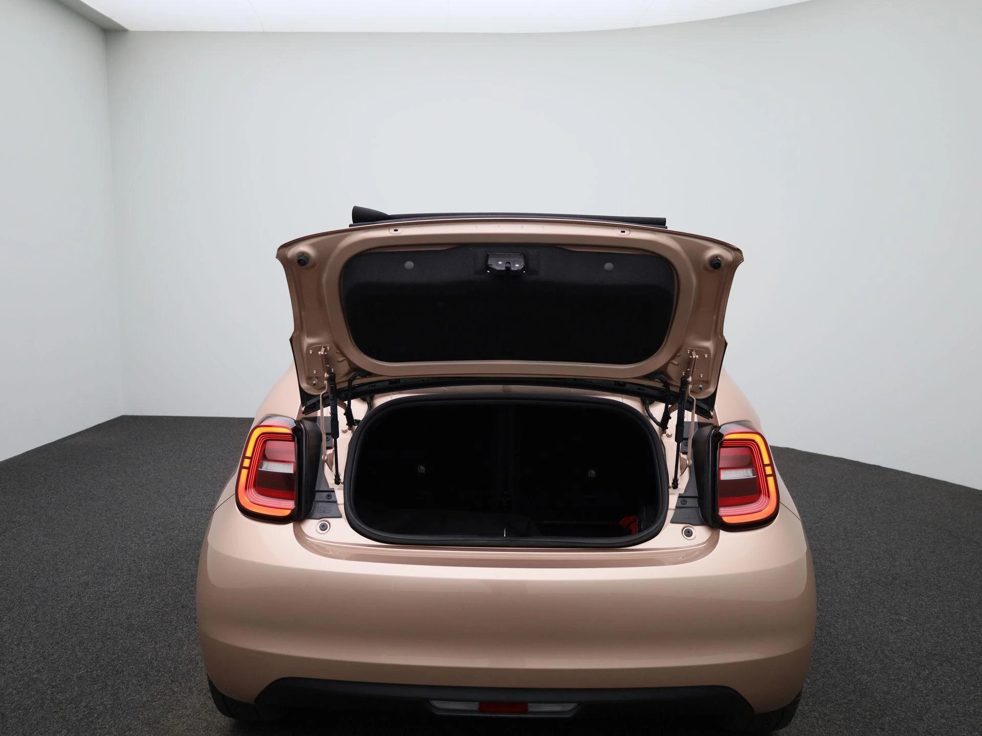Fiat-500C-image-11