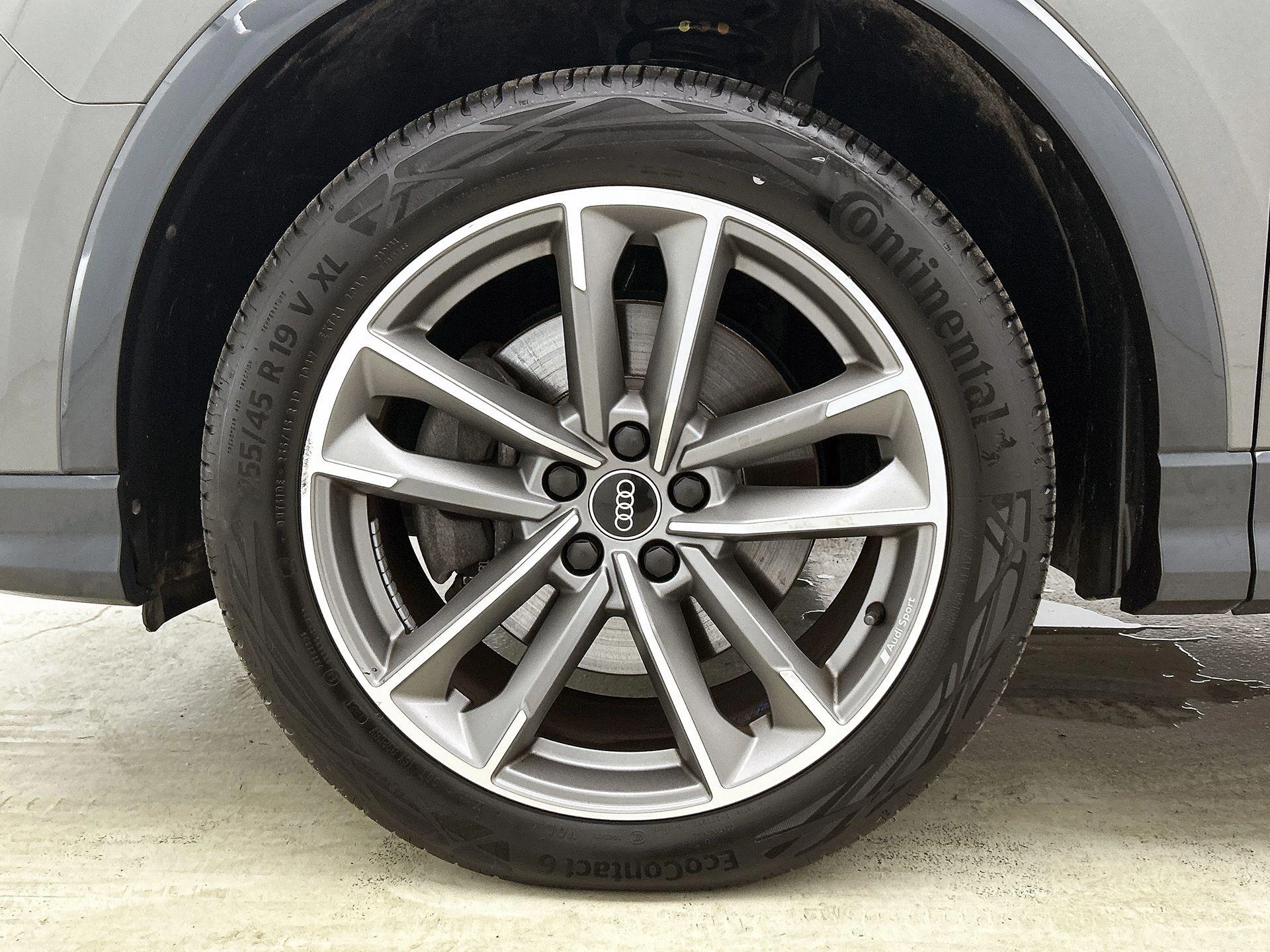Audi-Q3-image-5