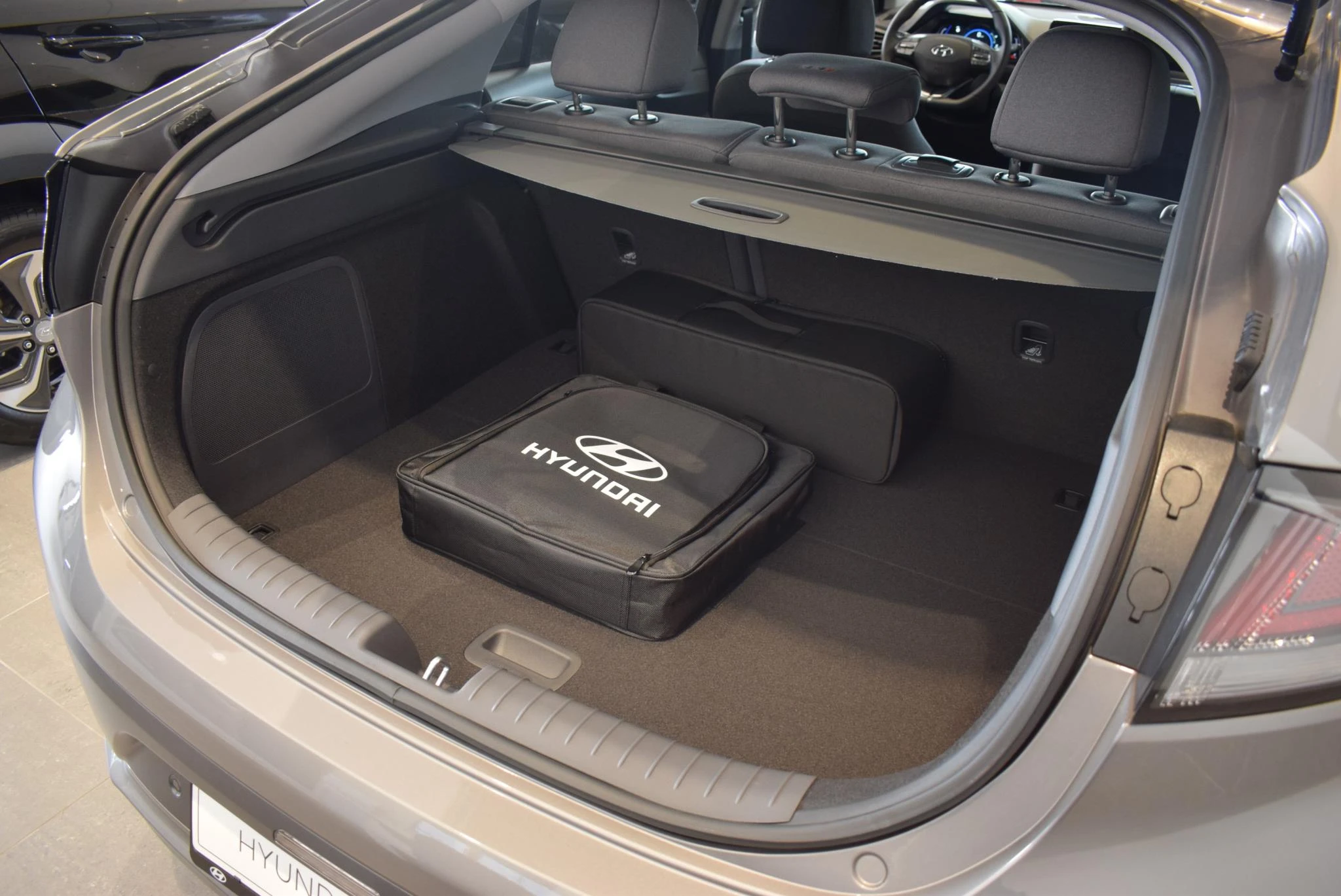 Hyundai-IONIQ-image-19