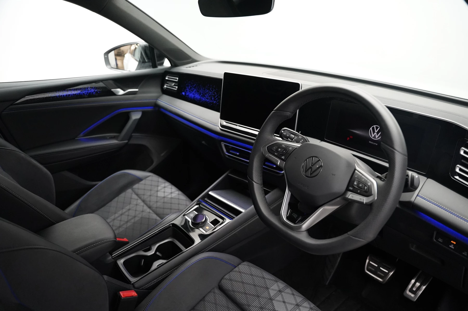 Volkswagen-Tiguan-image-5