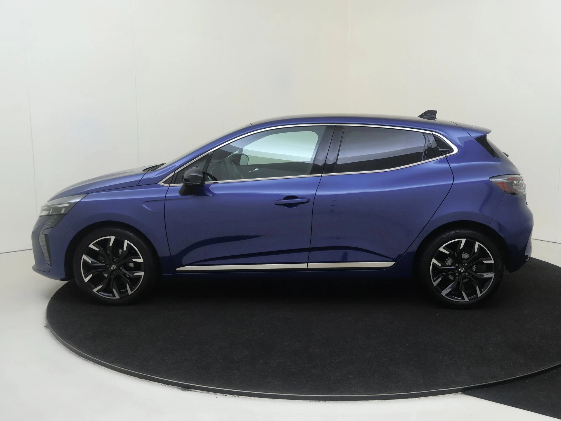 Renault-Clio-image-7