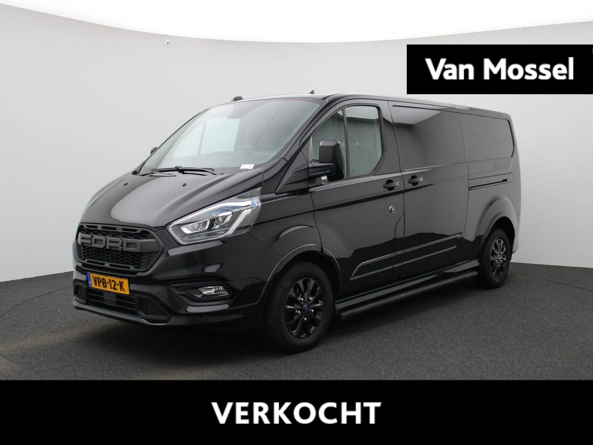 Ford-Transit Custom-image-0