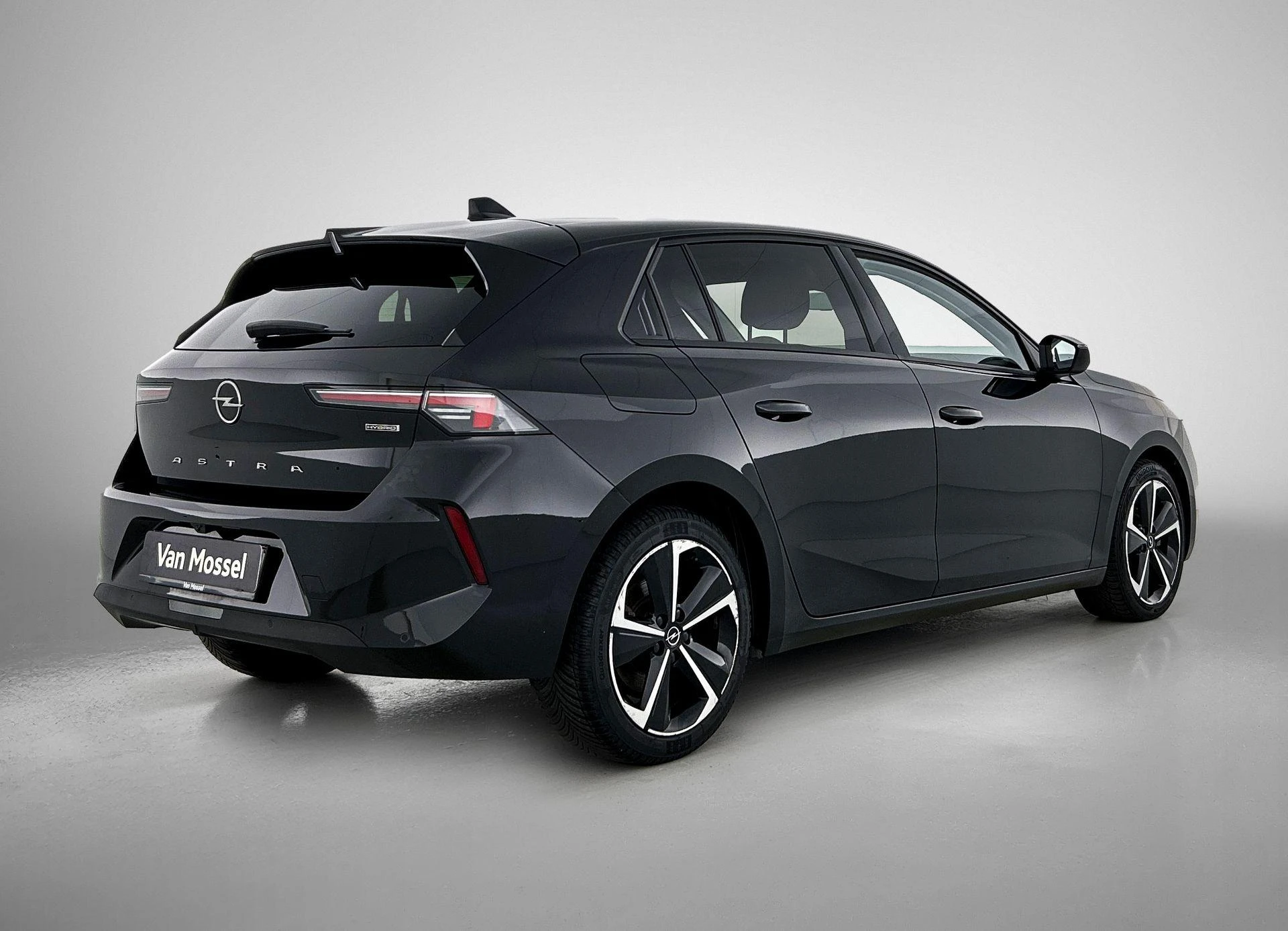 Opel Astra 1.6 Turbo Plug In Hybrid Edition