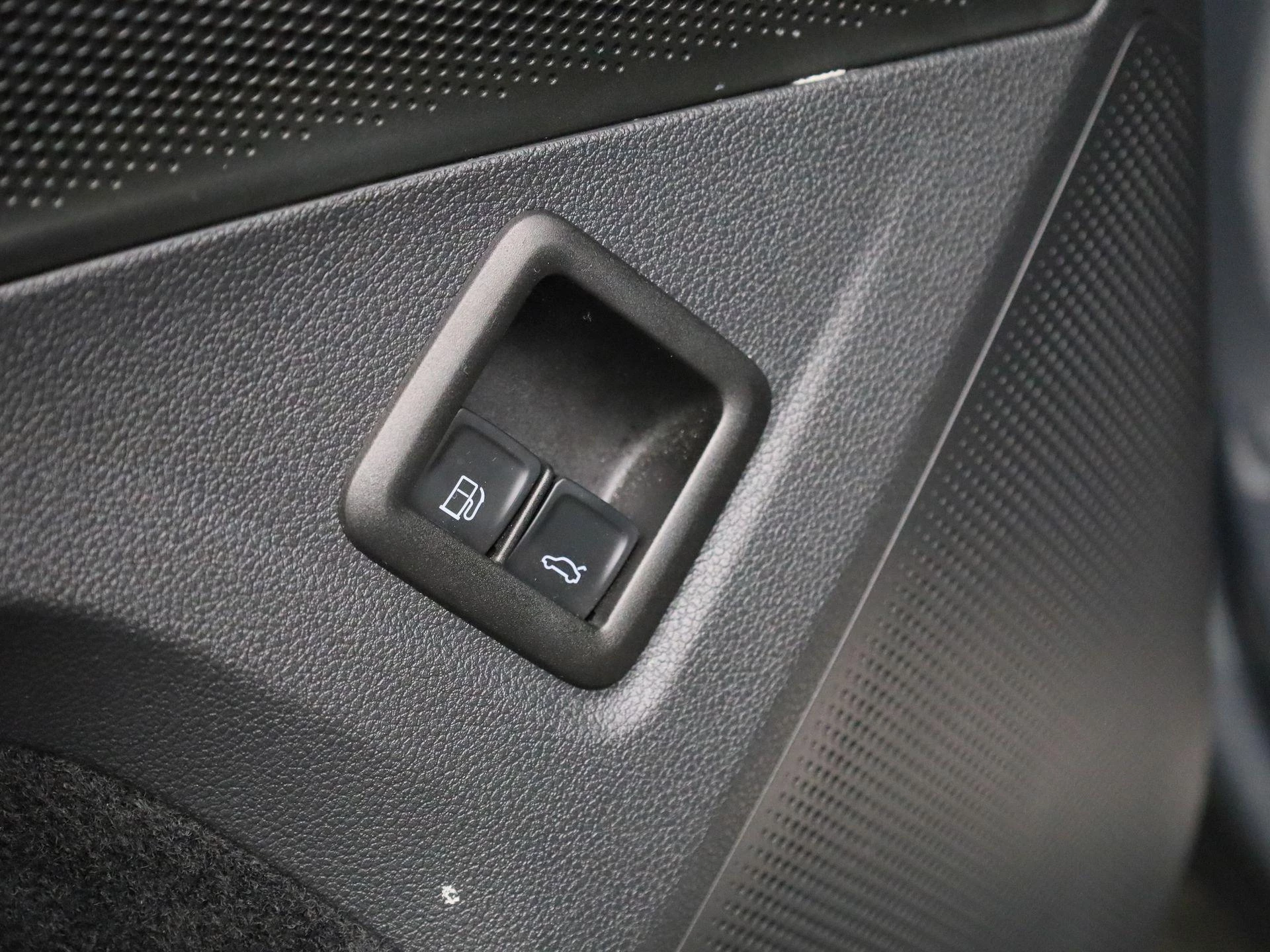 Volkswagen-Tiguan-image-39