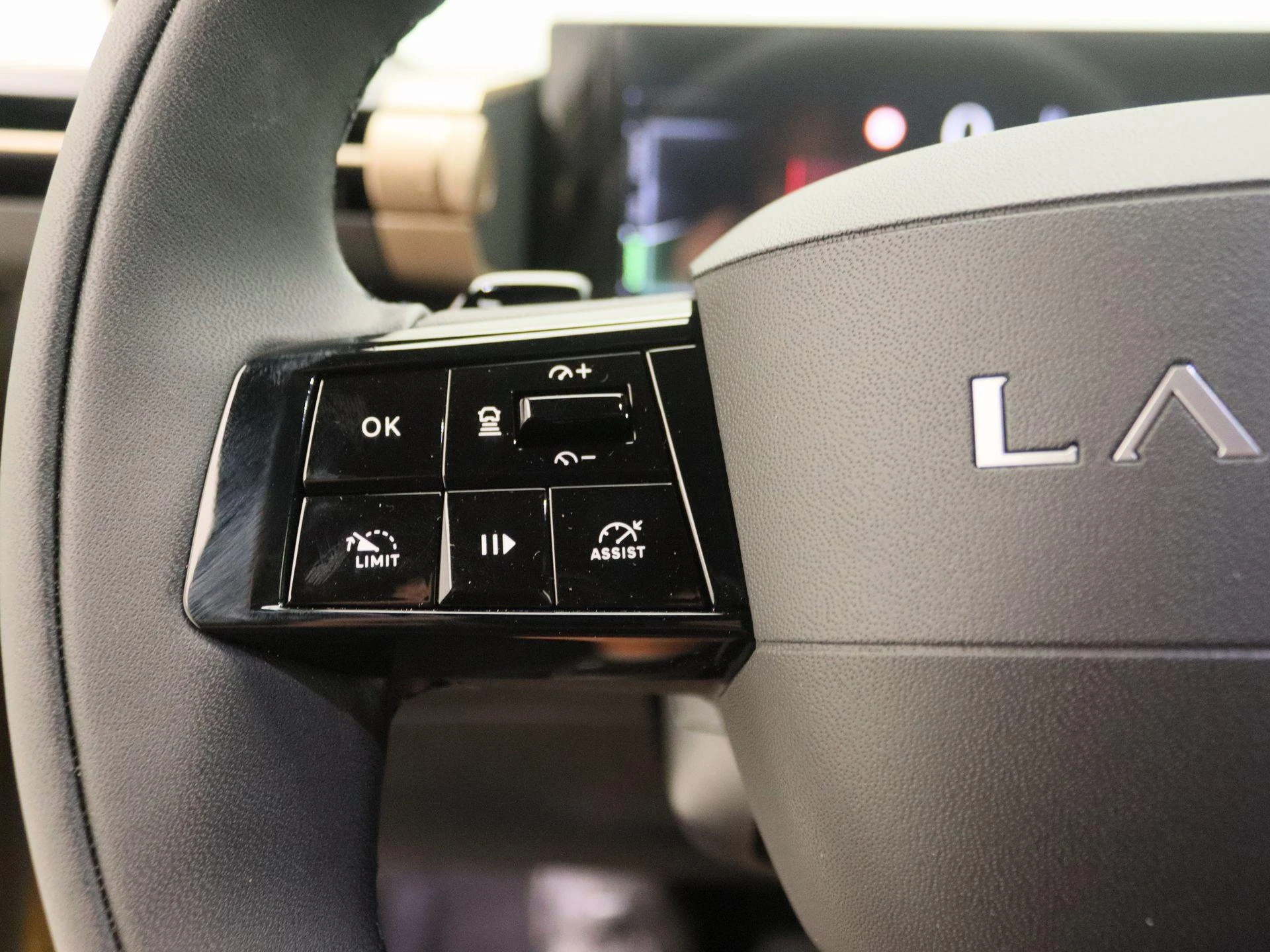 Lancia-Ypsilon-image-18