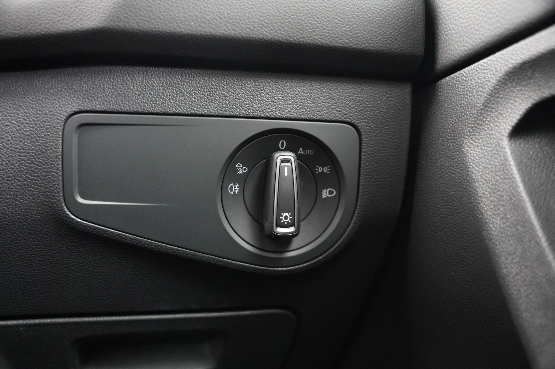 Volkswagen-Tiguan Allspace-image-19