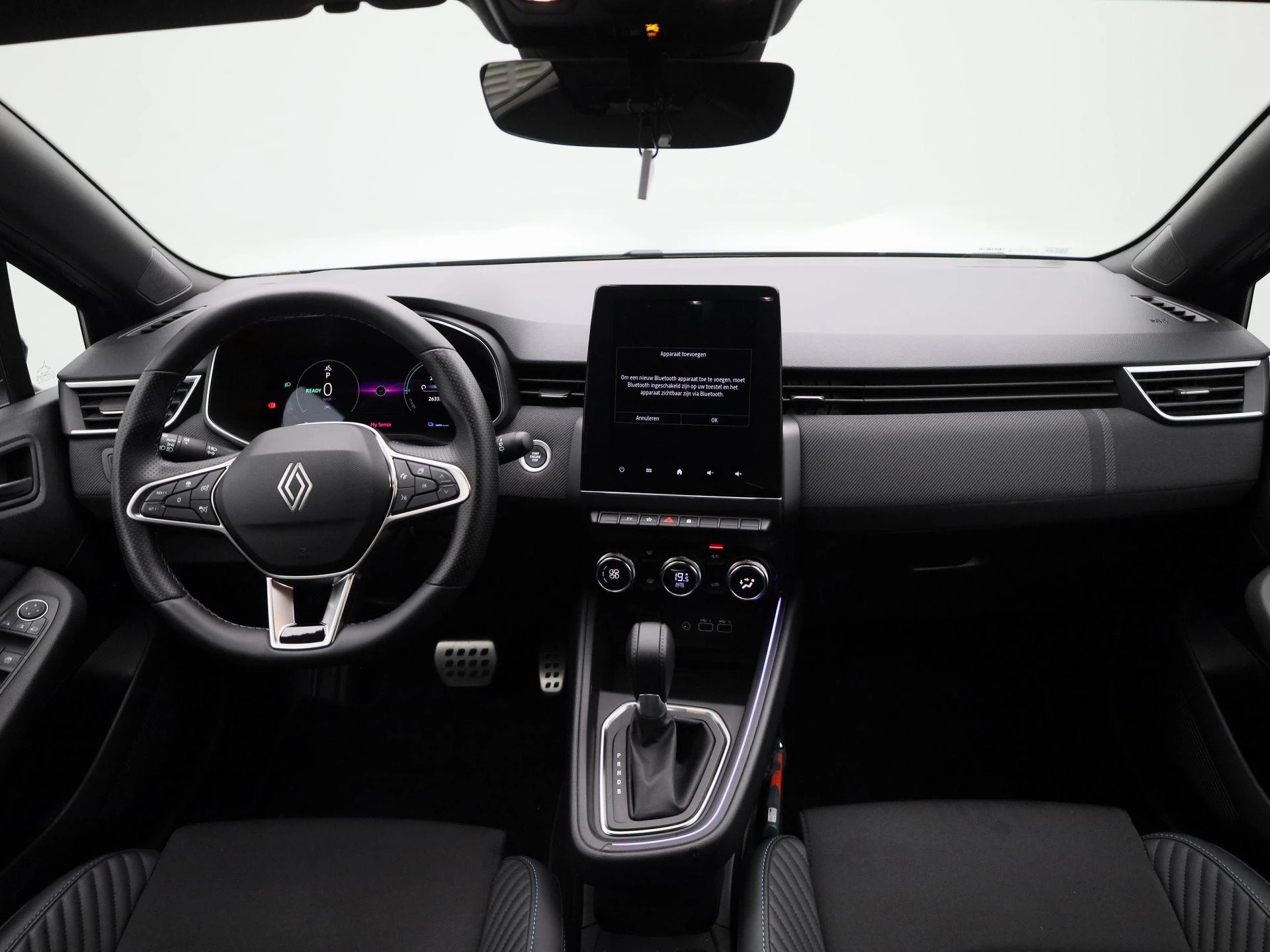 Renault-Clio-image-30