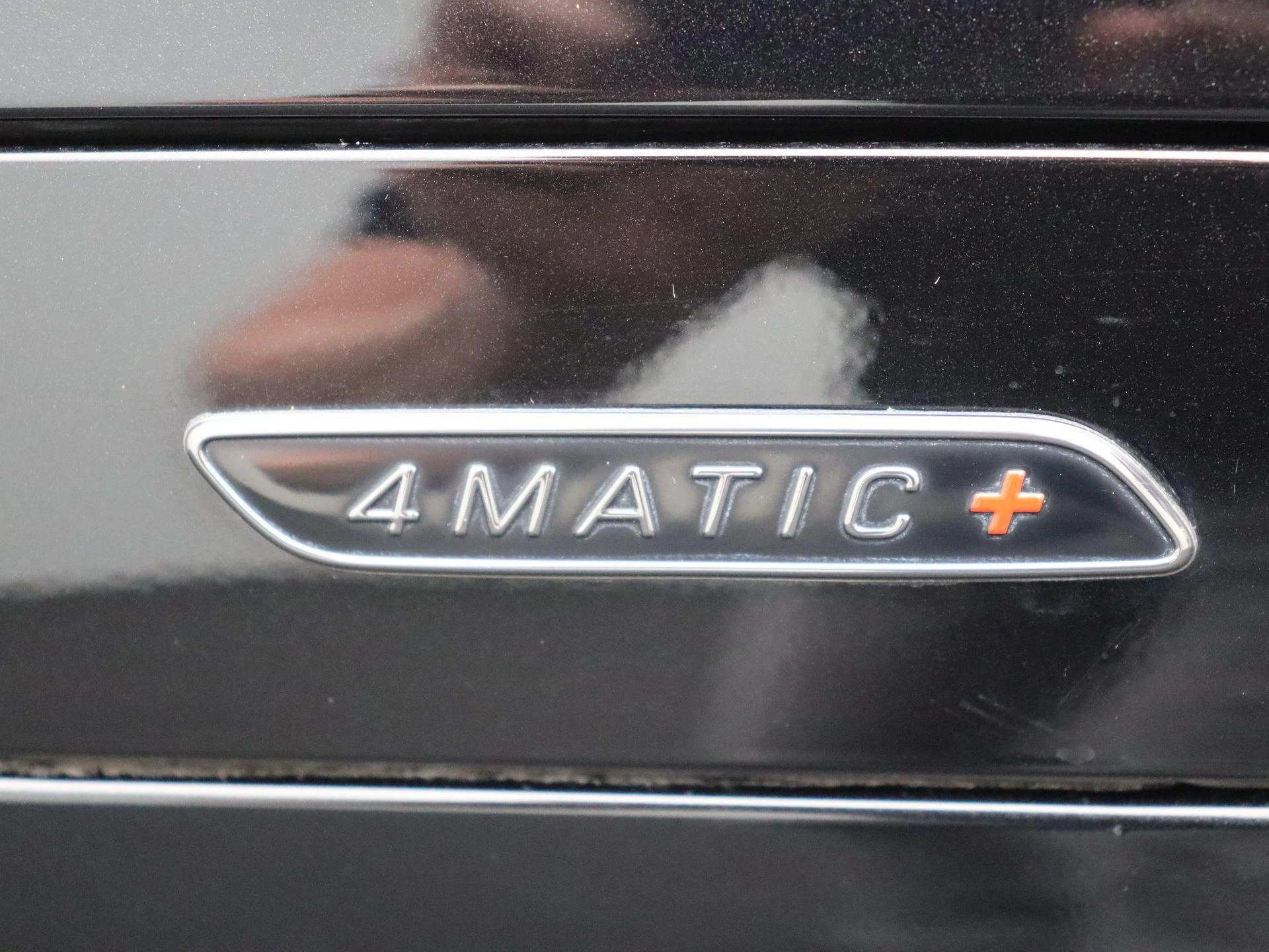 Mercedes-Benz-EQE-image-11